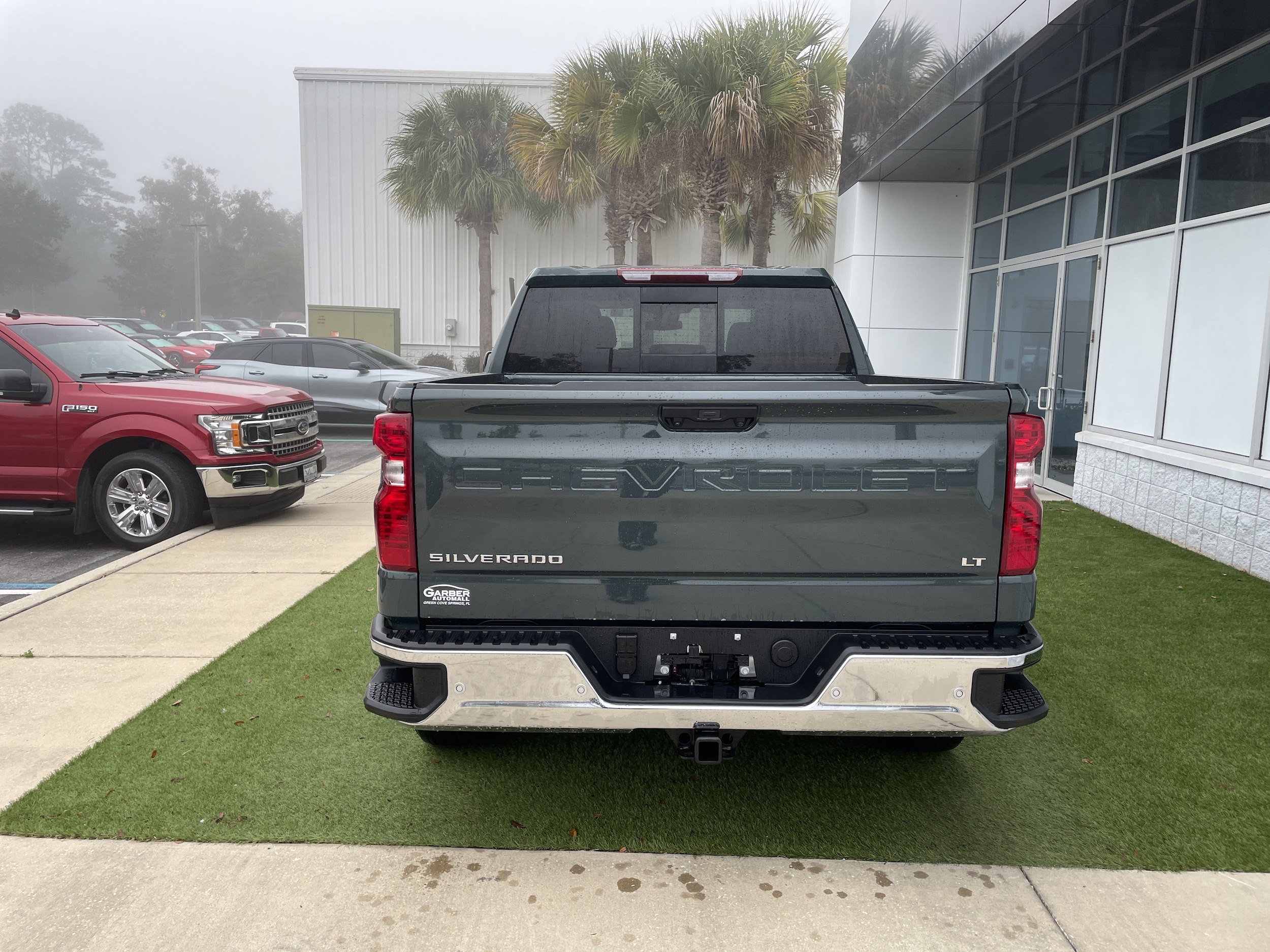 2025 Chevrolet Silverado 1500 LT - Photo 6