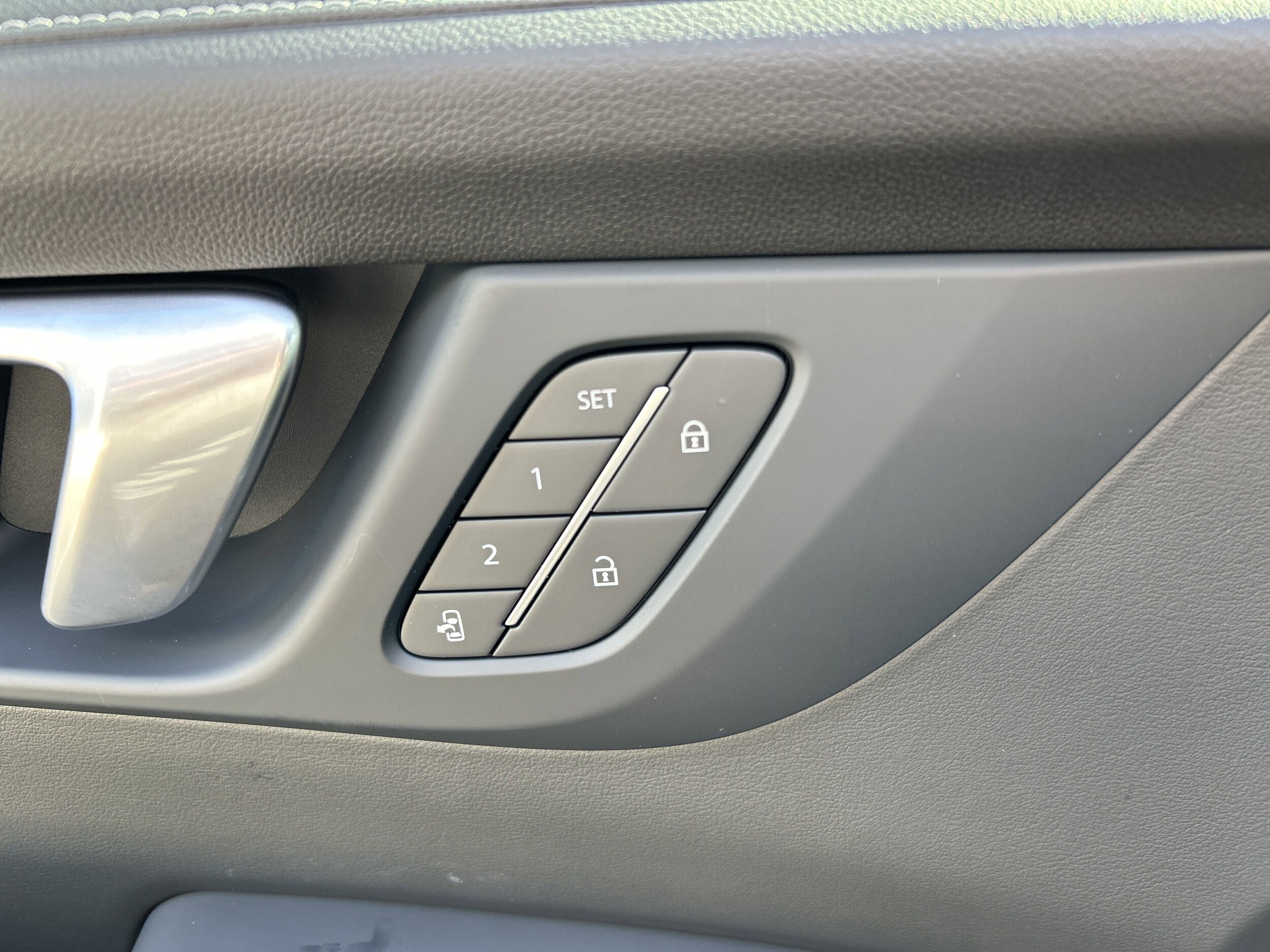 2026 Buick Enclave Sport Touring - Photo 19