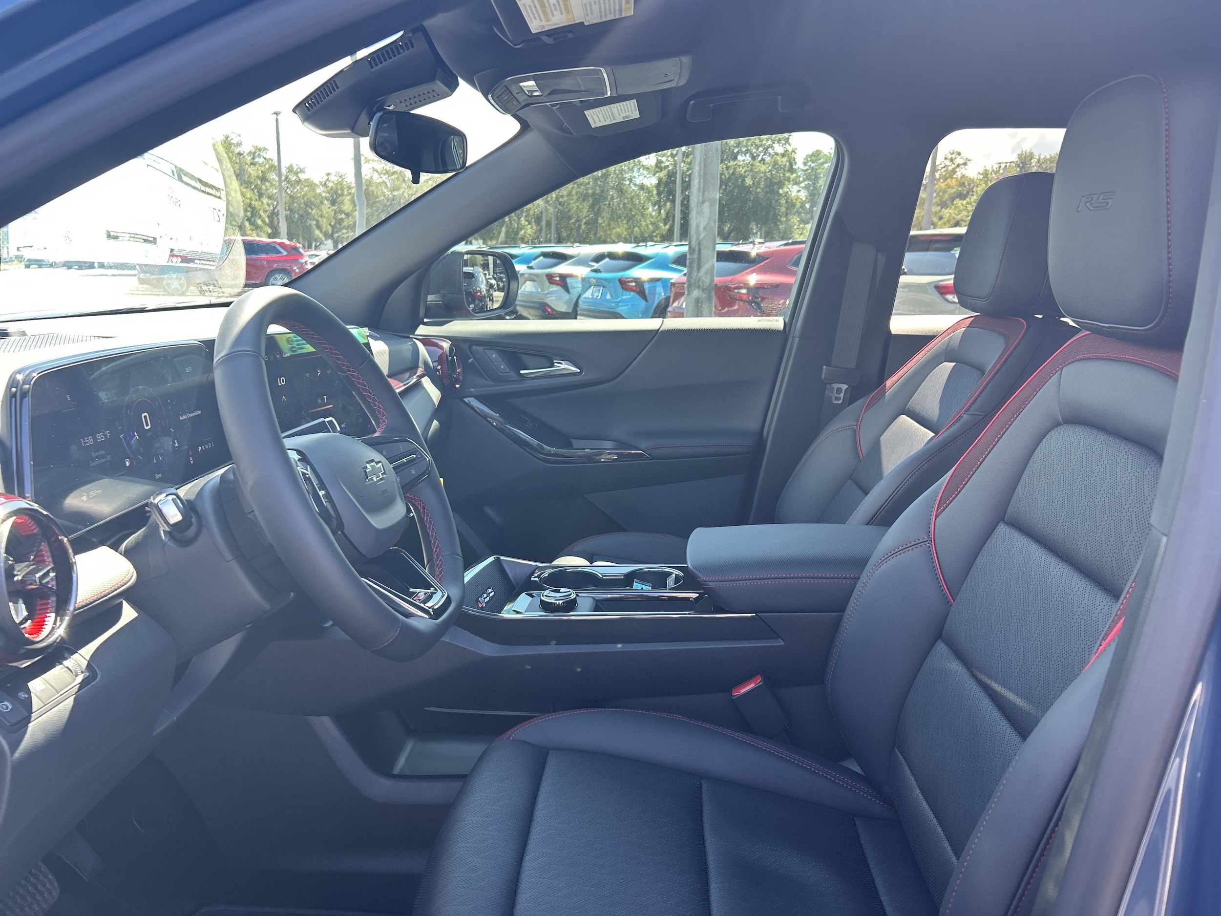 2027 Chevrolet Equinox RS - Photo 12