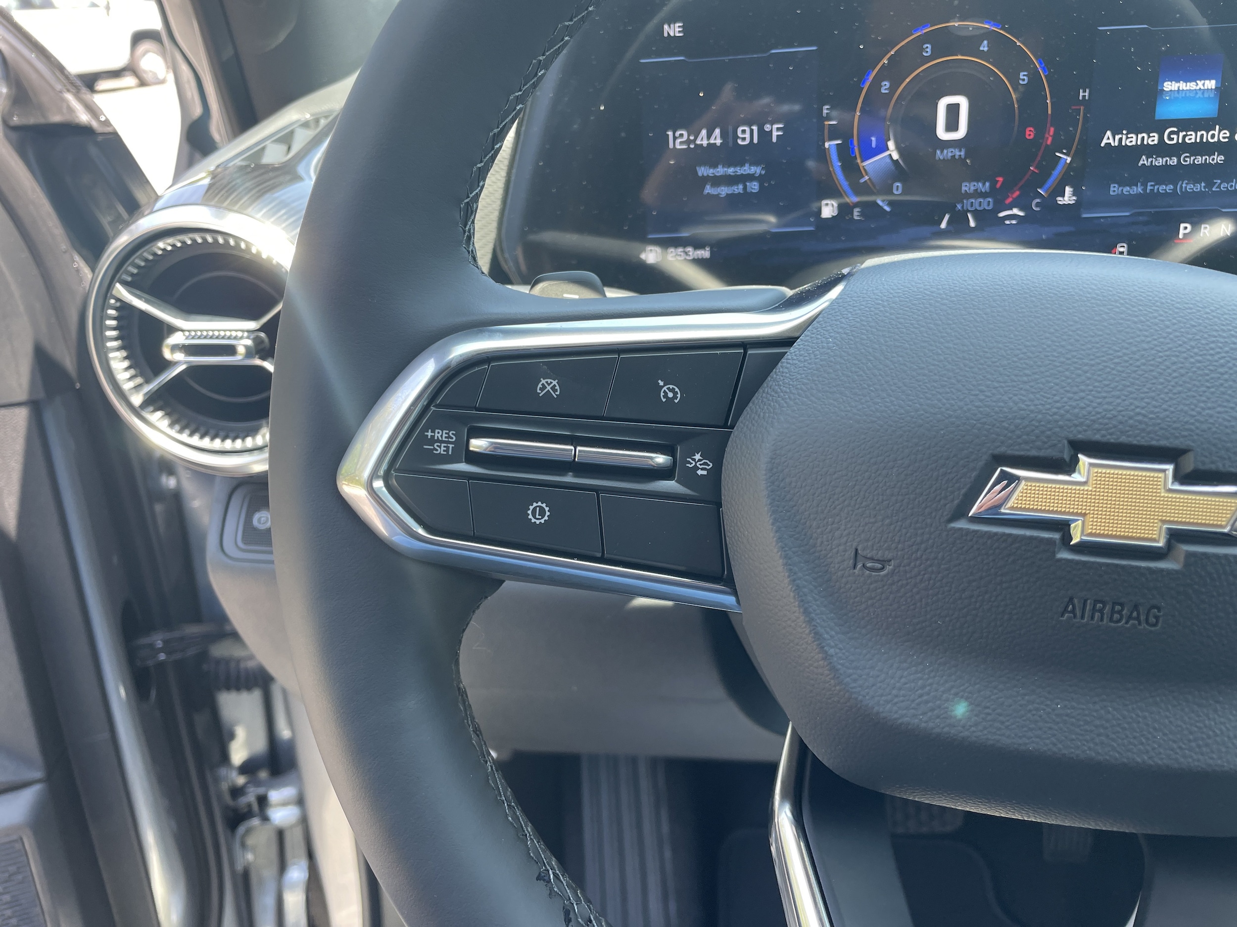 2027 Chevrolet Equinox LT - Photo 16