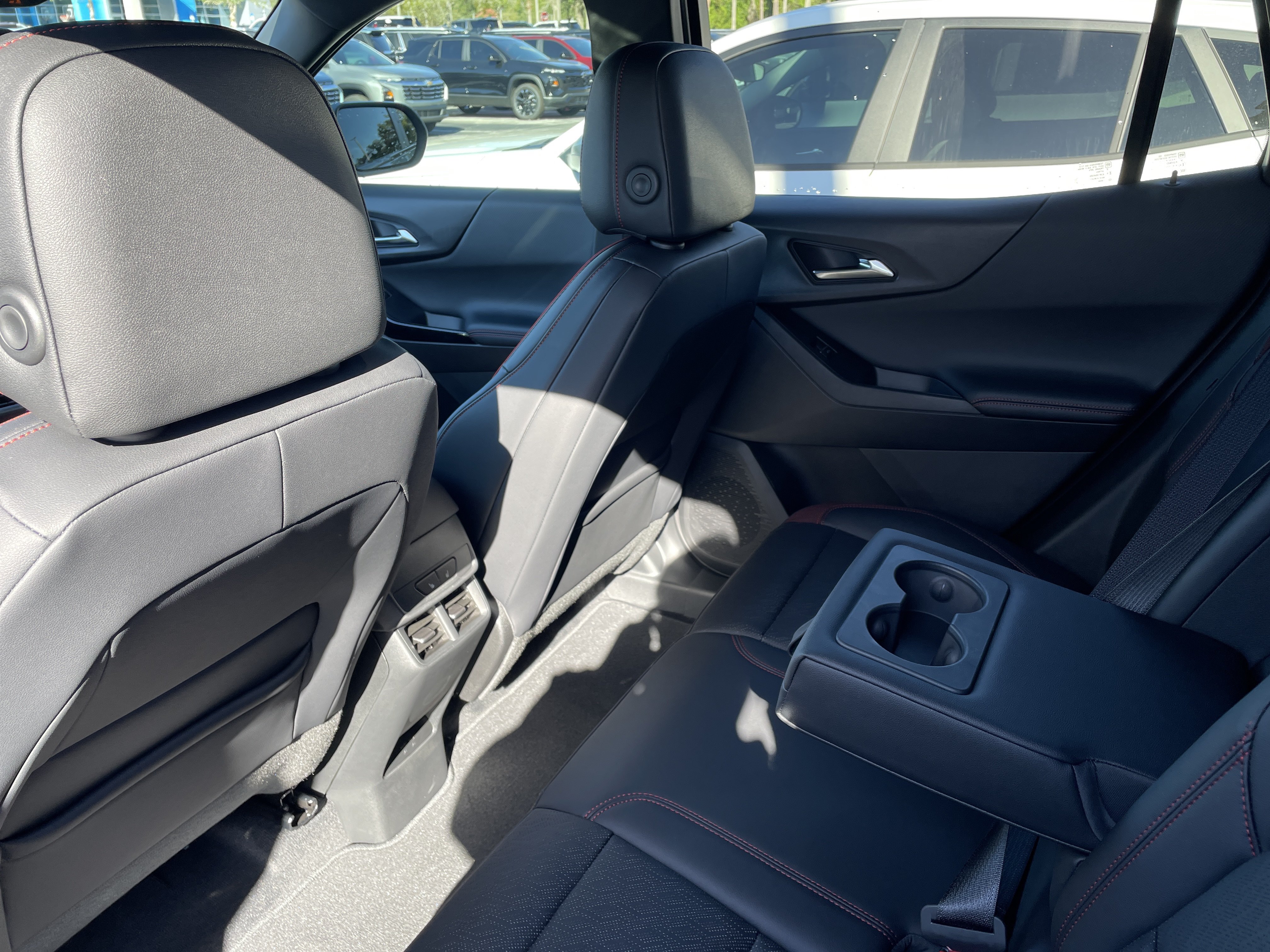 2027 Chevrolet Equinox RS - Photo 37