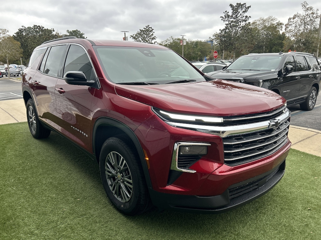 New 2025 Chevrolet Traverse LT SUV