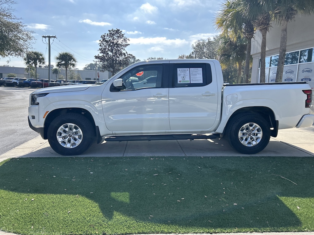 Used 2024 Nissan Frontier SV