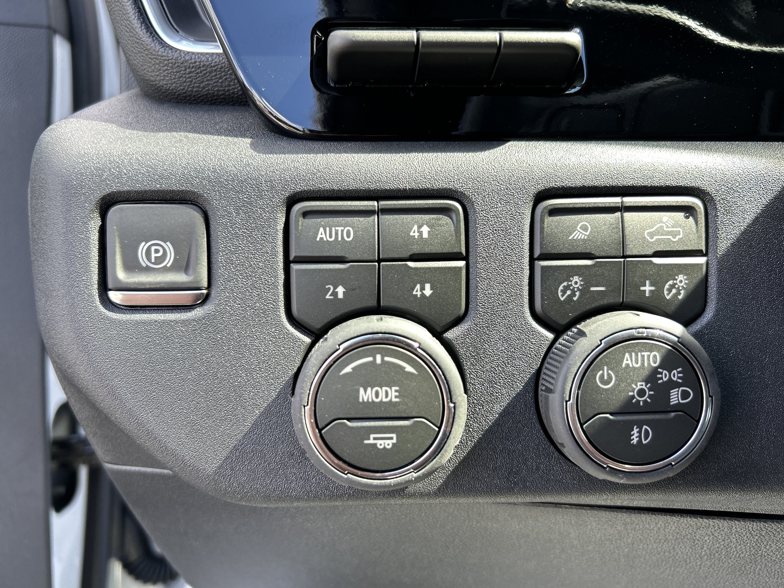 2026 Chevrolet Silverado 2500 HD LTZ - Photo 22