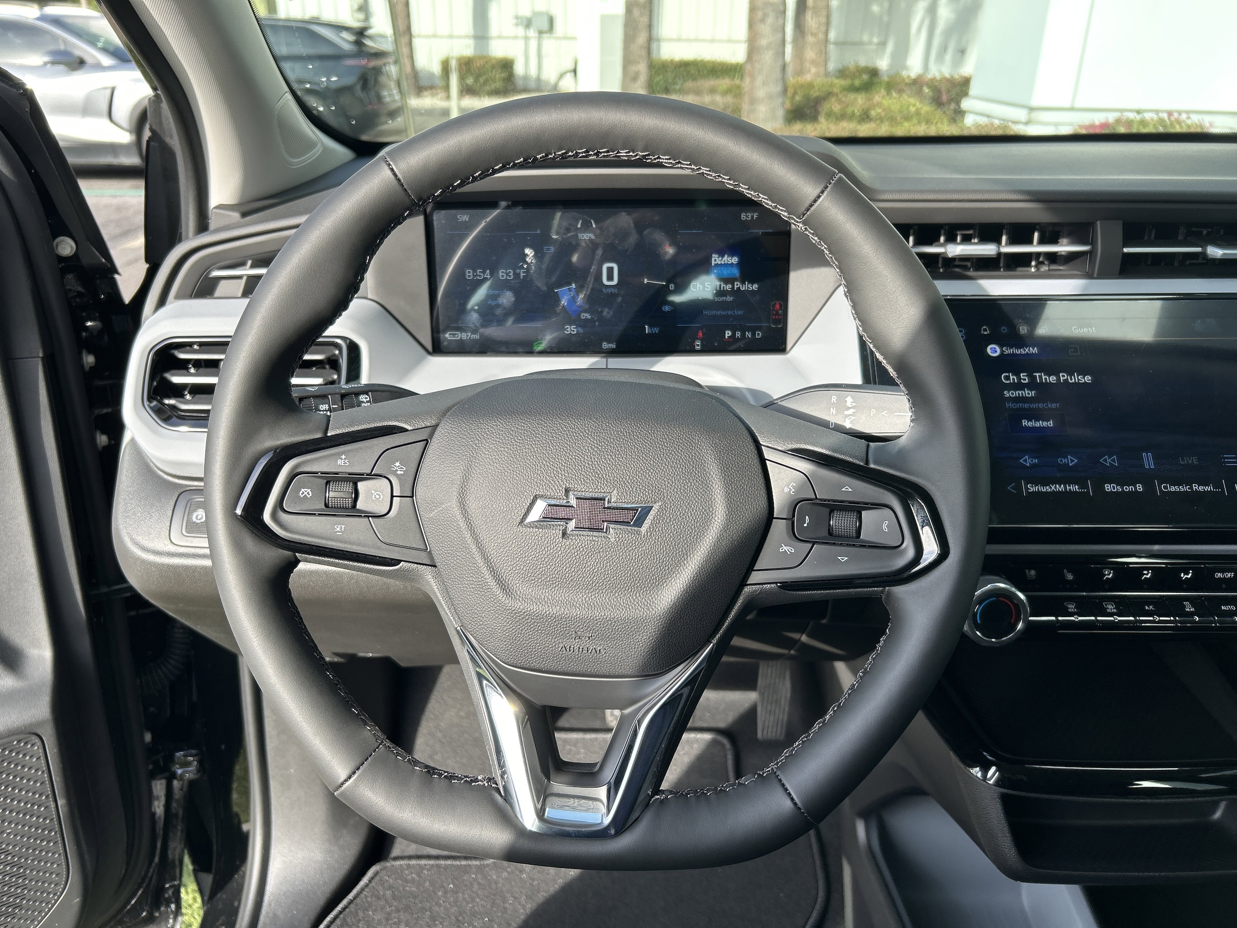 2027 Chevrolet Bolt RS - Photo 15