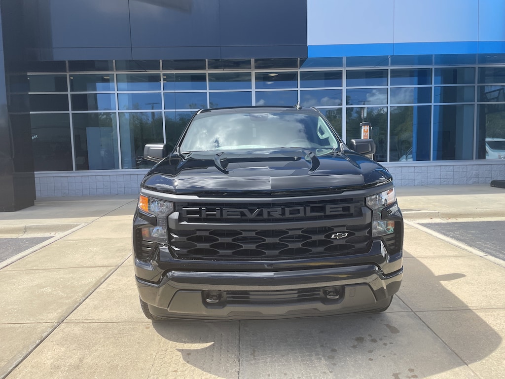 New 2026 Chevrolet Silverado 1500 Custom Truck