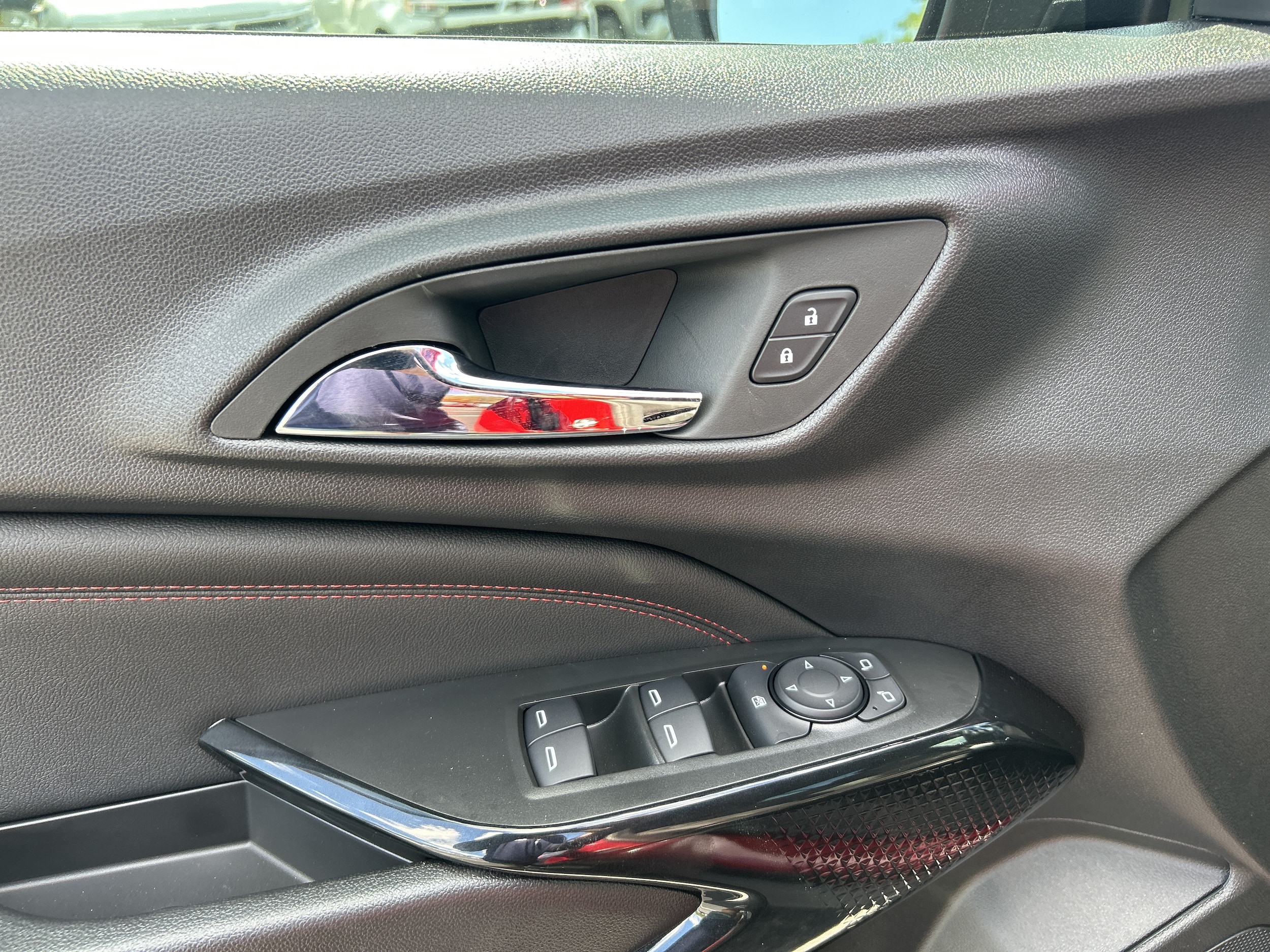 2026 Chevrolet Trax RS - Photo 12