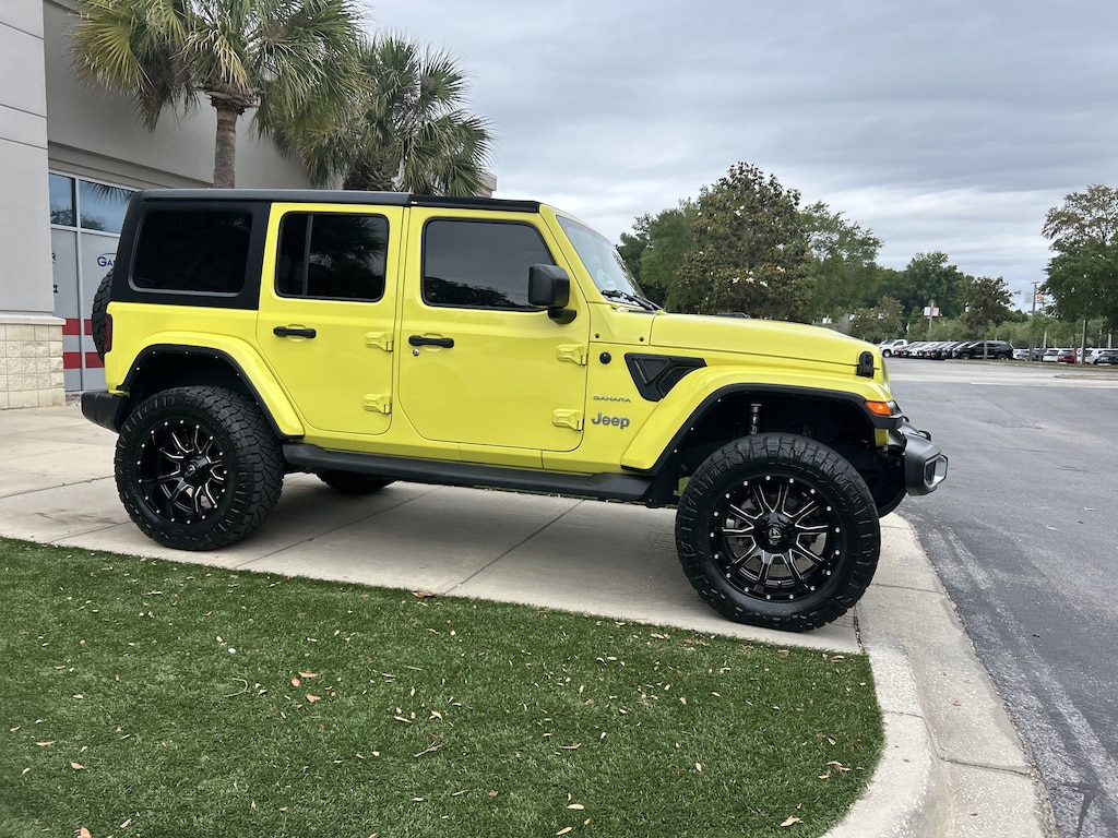 Used 2023 Jeep Wrangler 4-Door Sahara 4x4 SUV