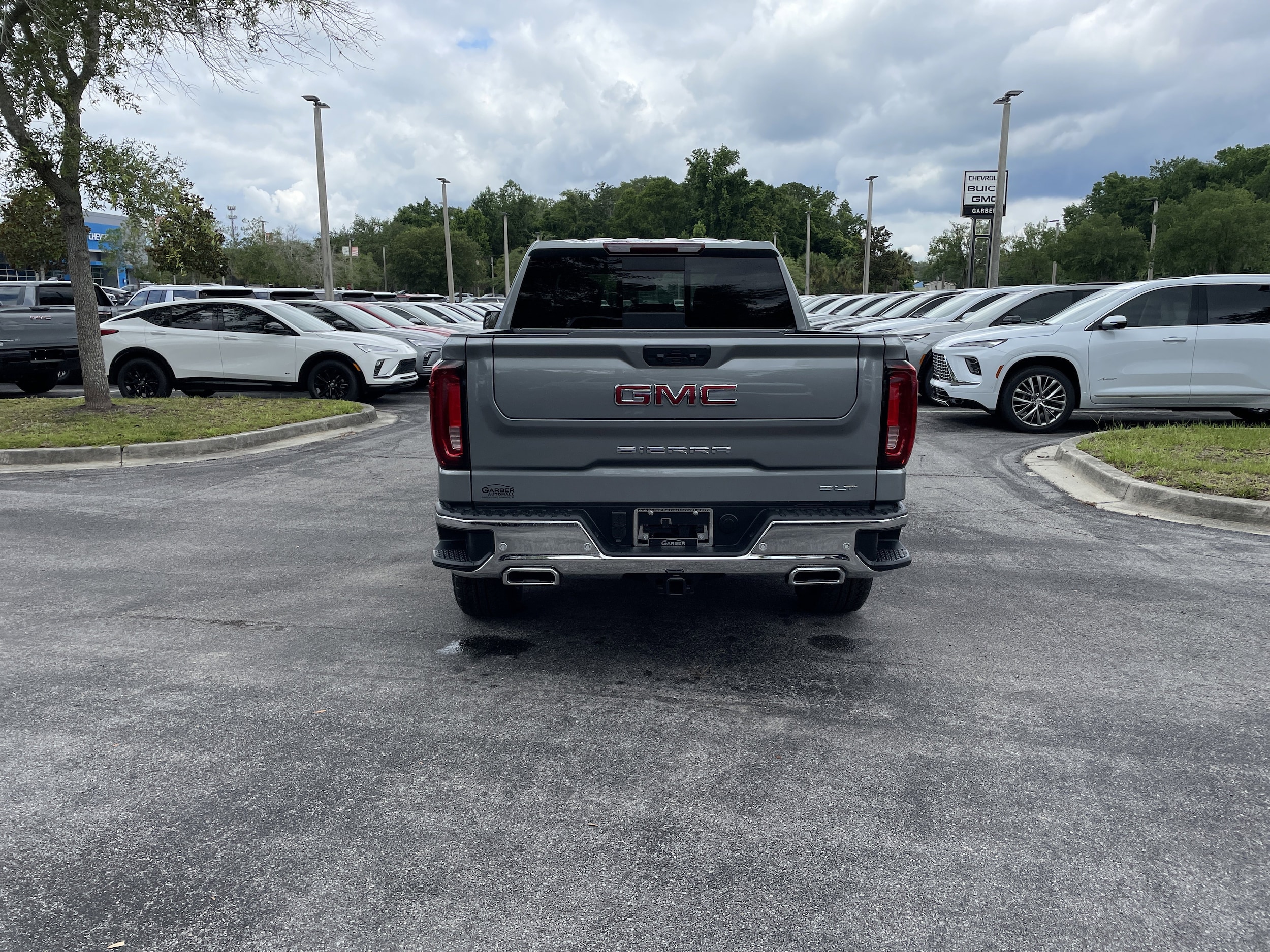 2026 GMC Sierra 1500 SLT - Photo 7