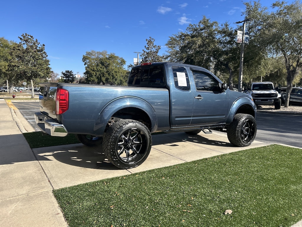 Used 2015 Nissan Frontier SV