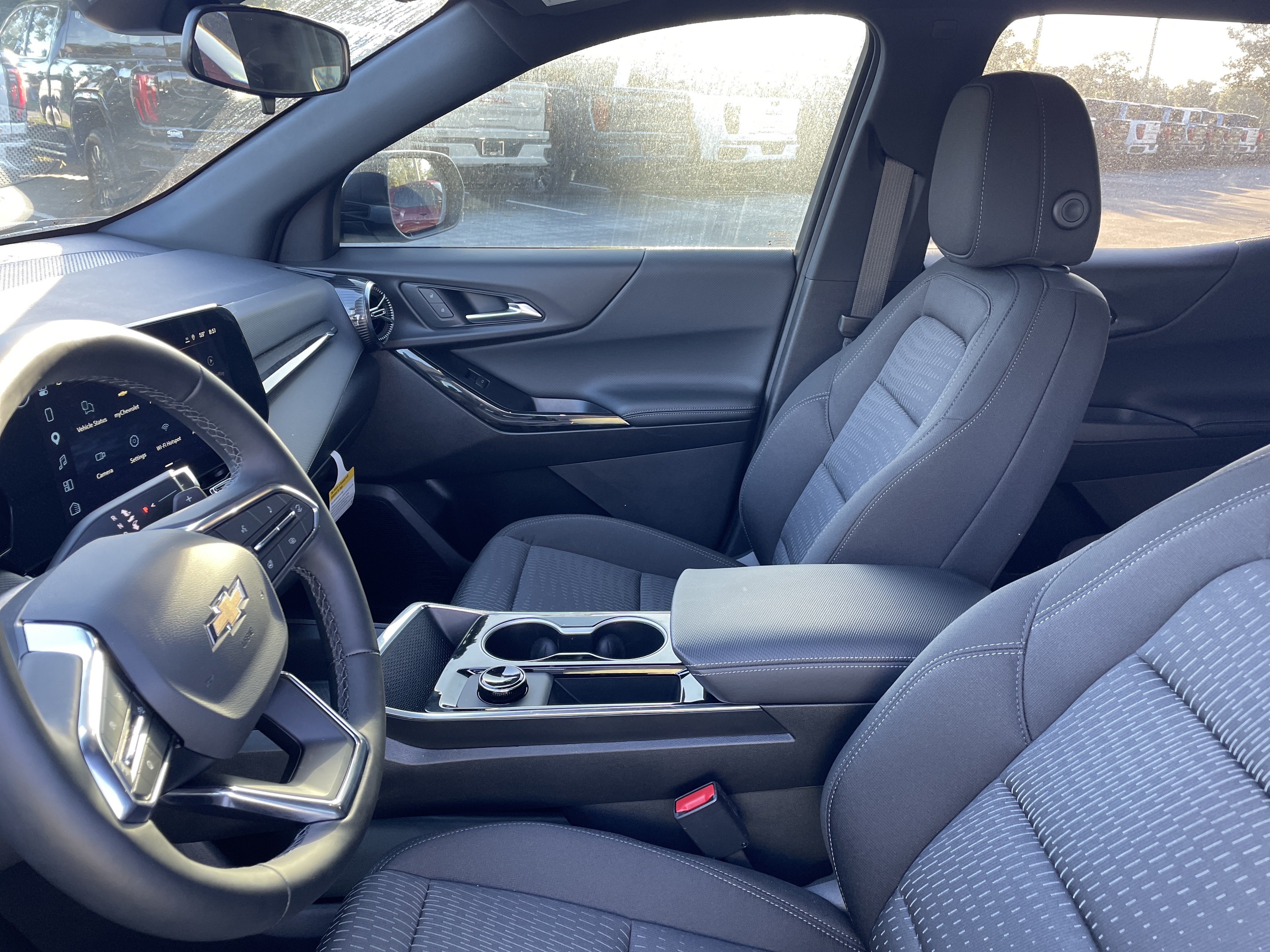2027 Chevrolet Equinox LT - Photo 16