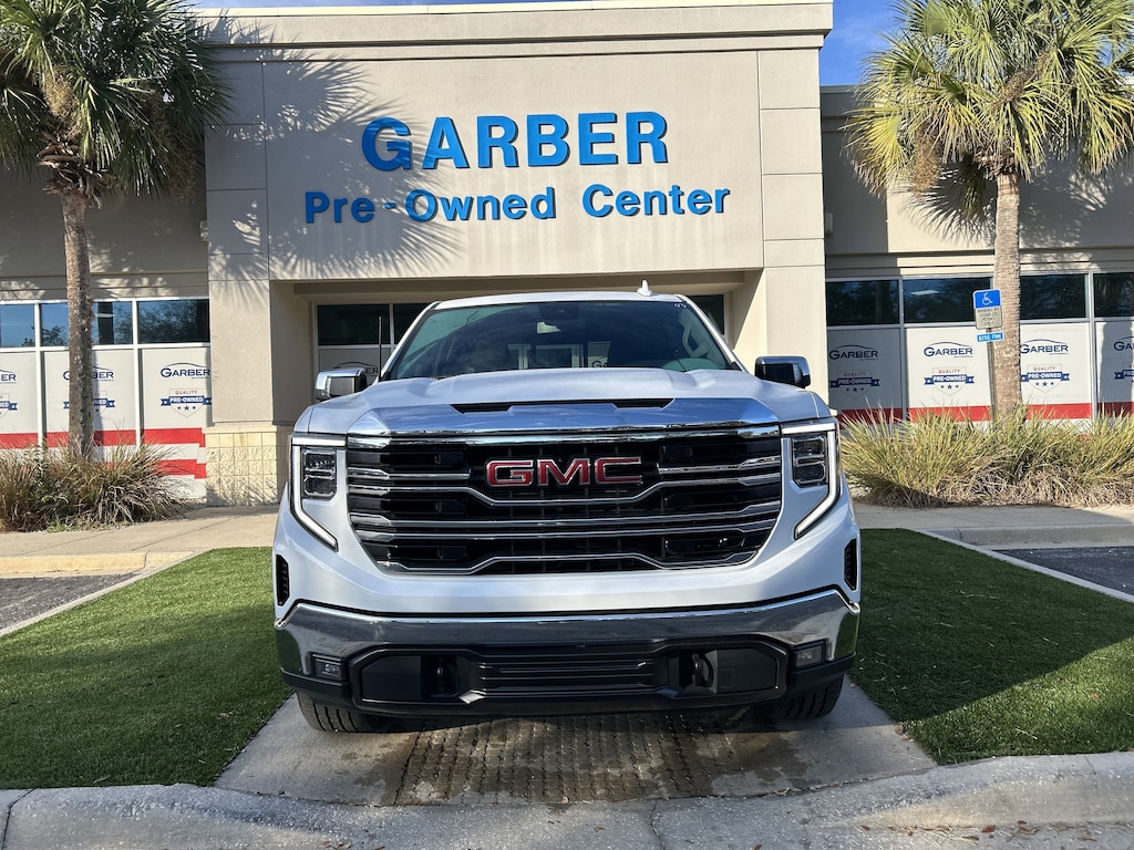 Used 2022 GMC Sierra 1500 SLT Truck