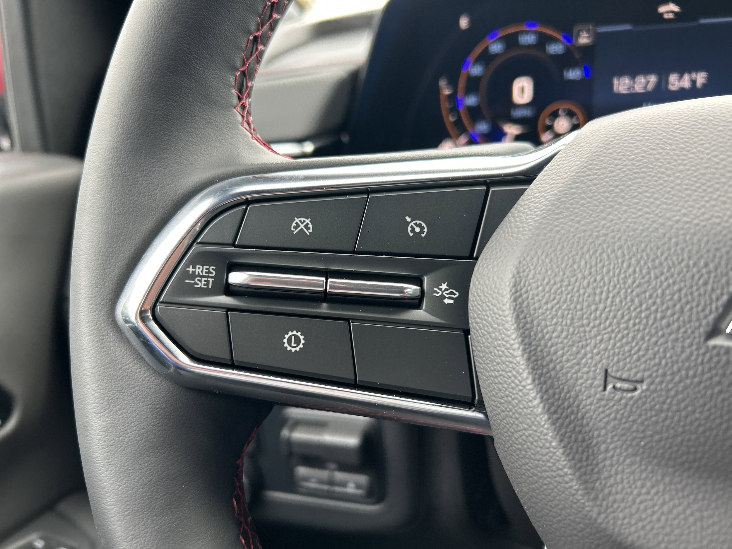2025 Chevrolet Suburban RST - Photo 34