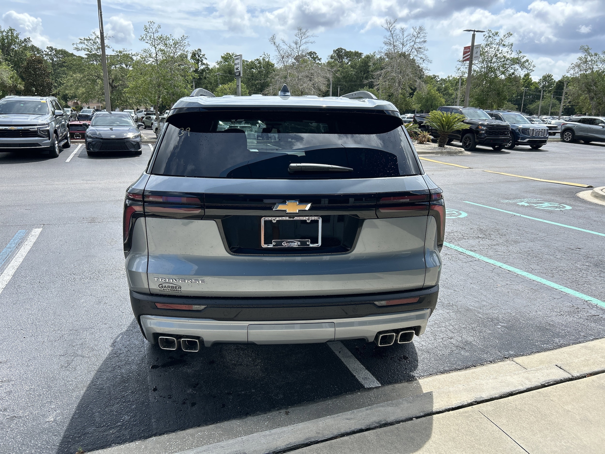 2026 Chevrolet Traverse LT - Photo 8