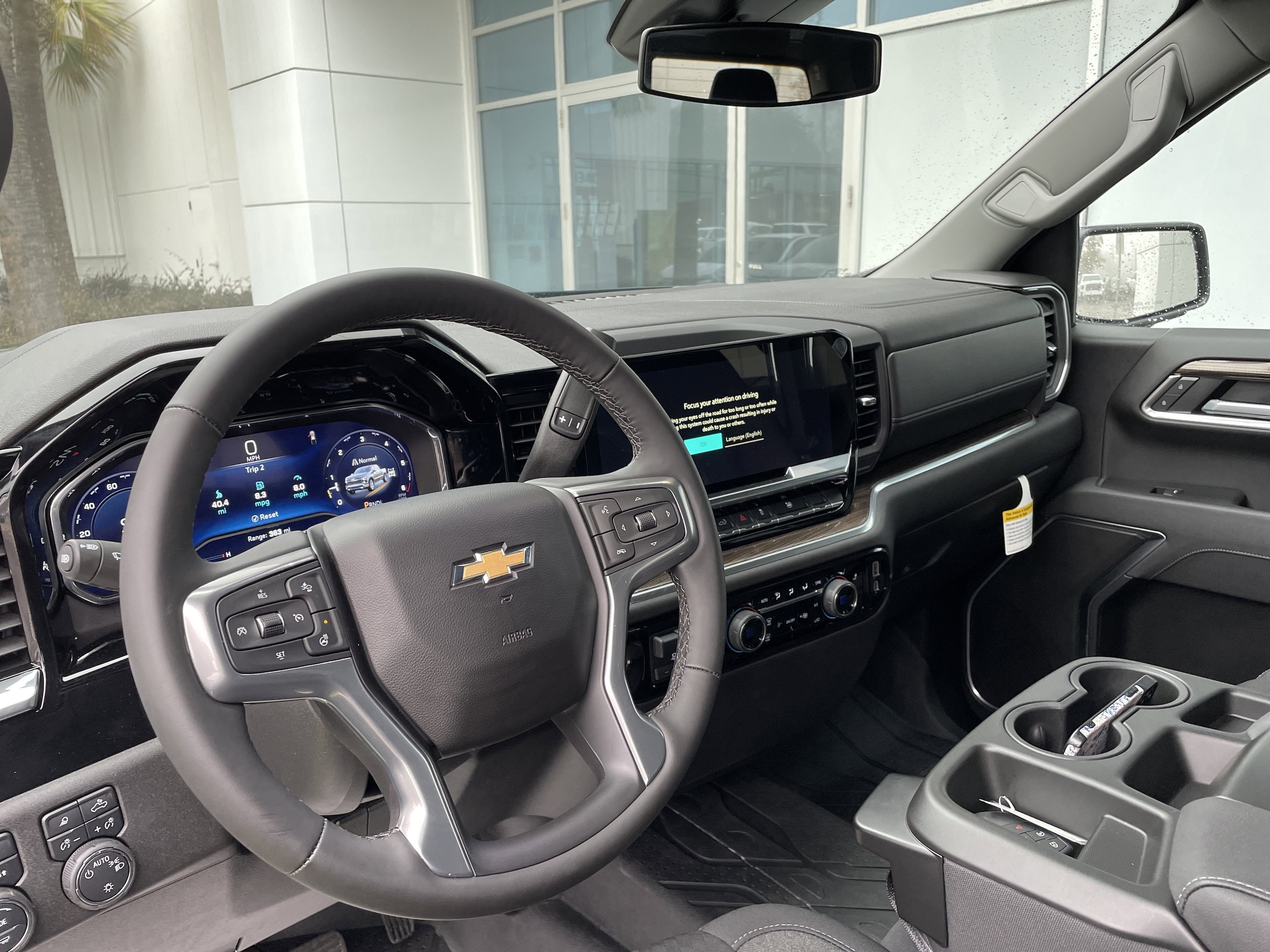2025 Chevrolet Silverado 1500 LT - Photo 15
