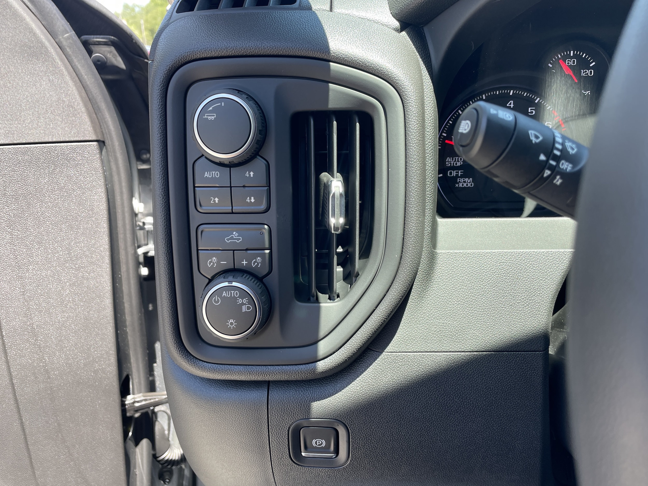 2026 Chevrolet Silverado 1500 Custom Trail Boss - Photo 20