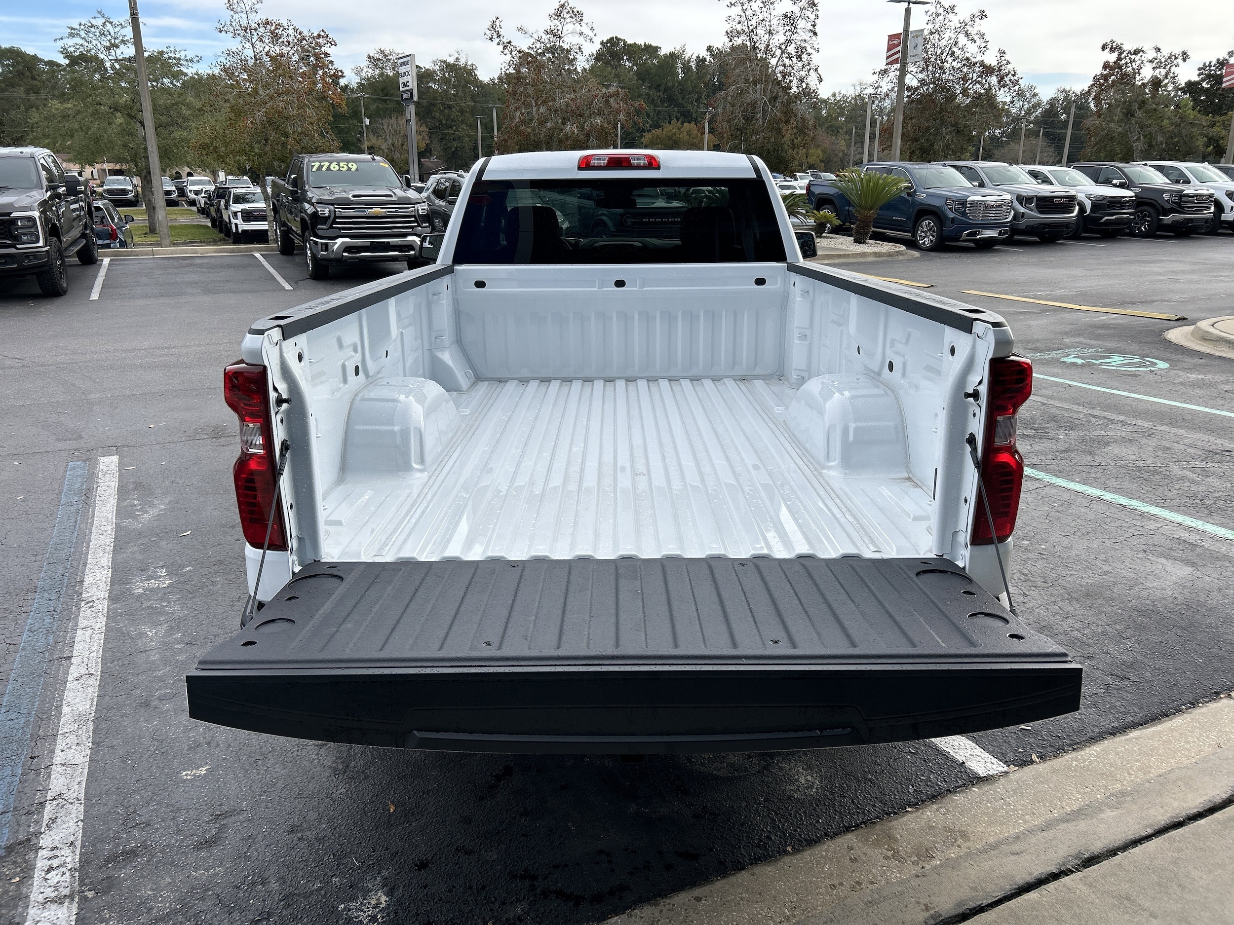 2025 Chevrolet Silverado 1500 Work Truck - Photo 9