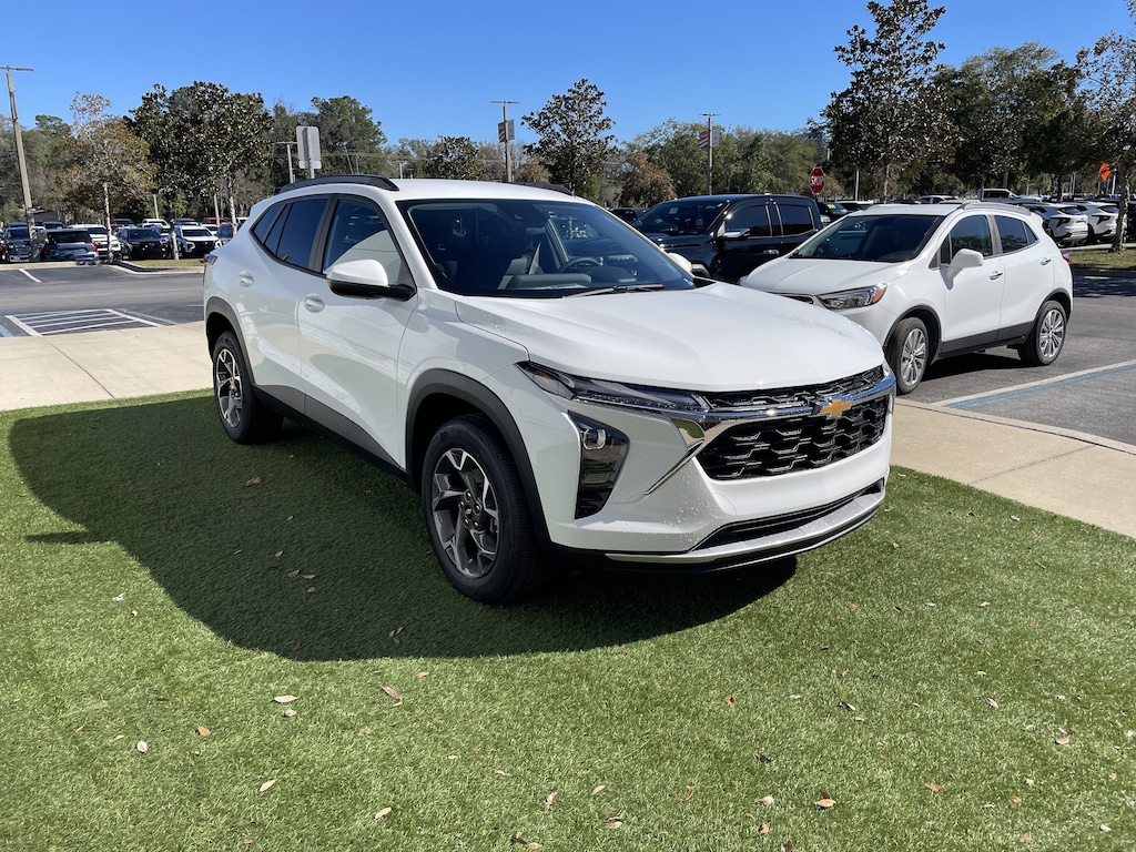 New 2026 Chevrolet Trax LT SUV