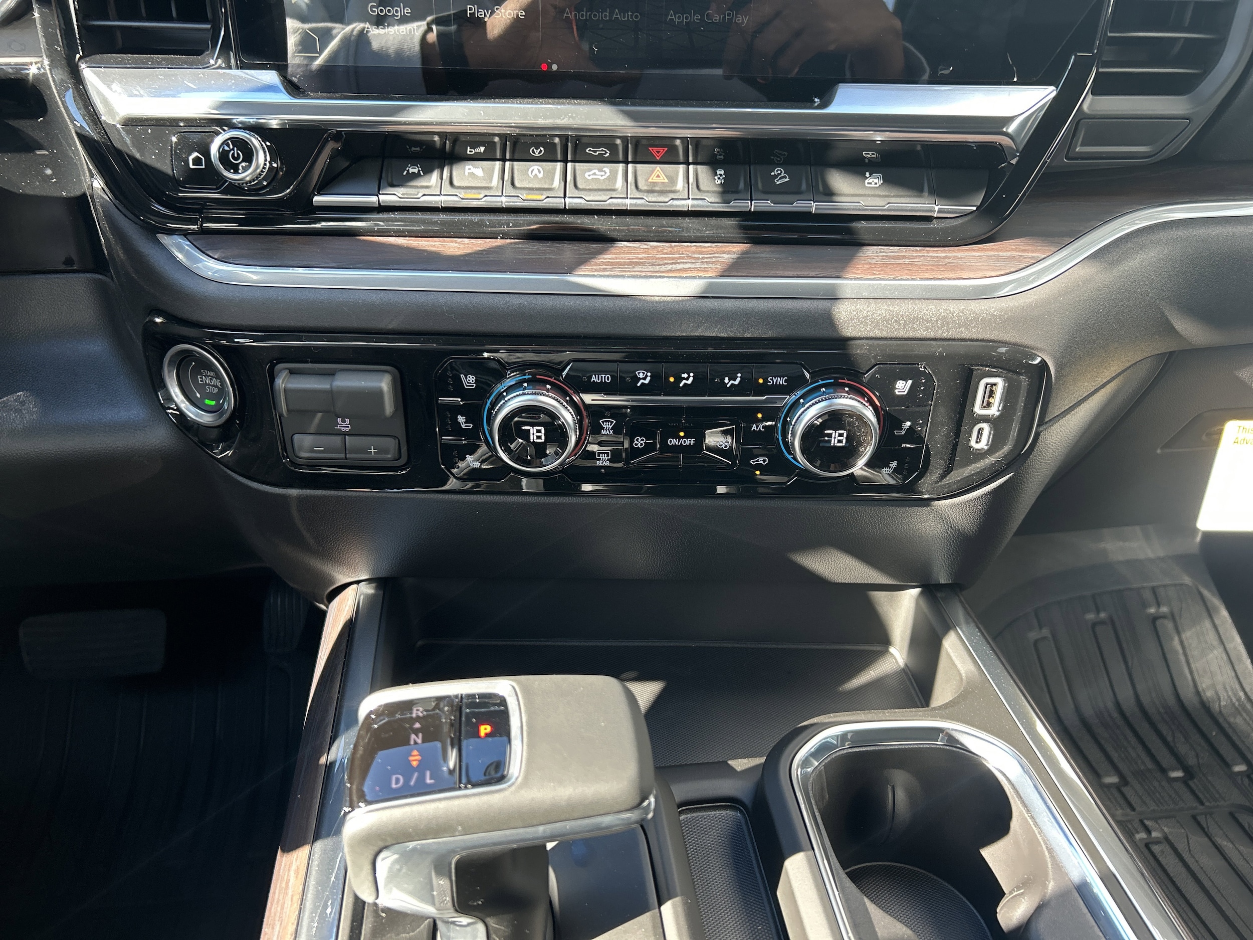 2026 GMC Sierra 1500 SLT - Photo 25