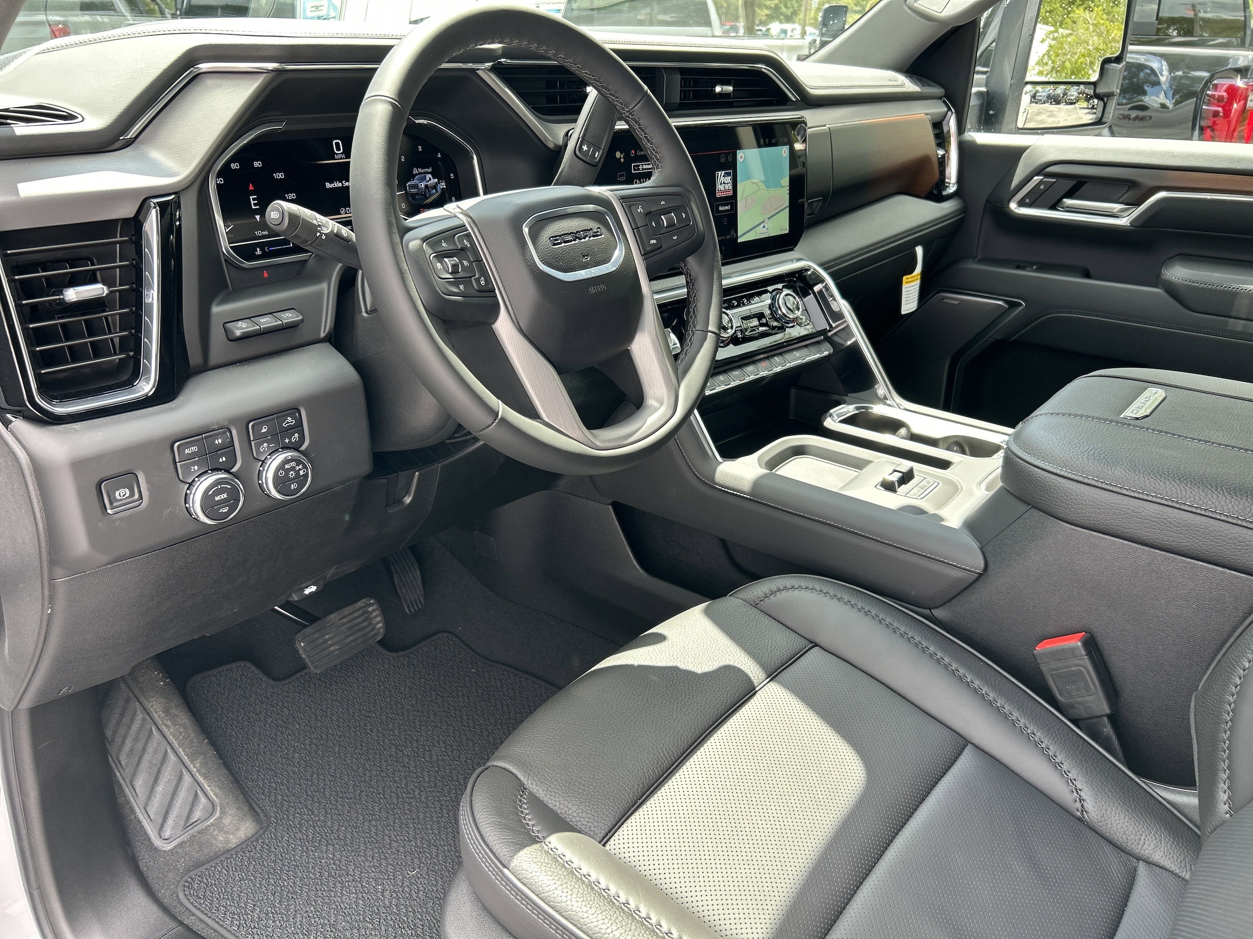 2025 GMC Sierra 2500HD Denali - Photo 26