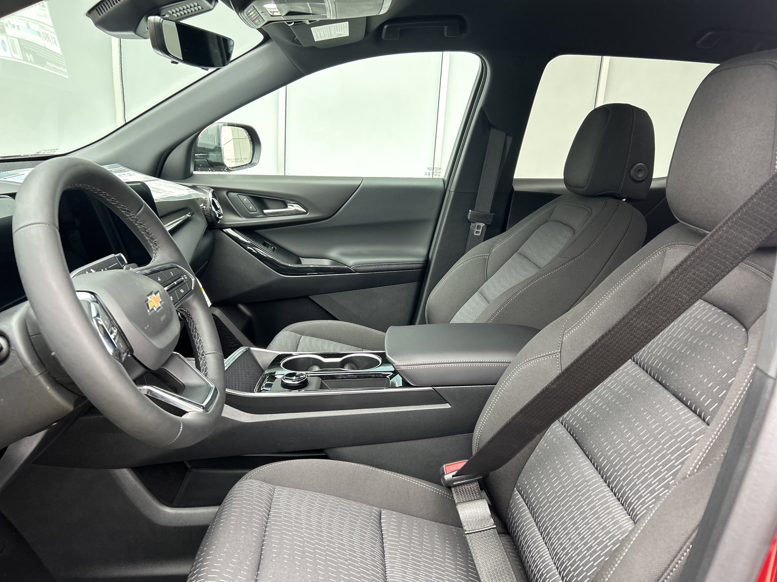 2026 Chevrolet Equinox LT - Photo 12
