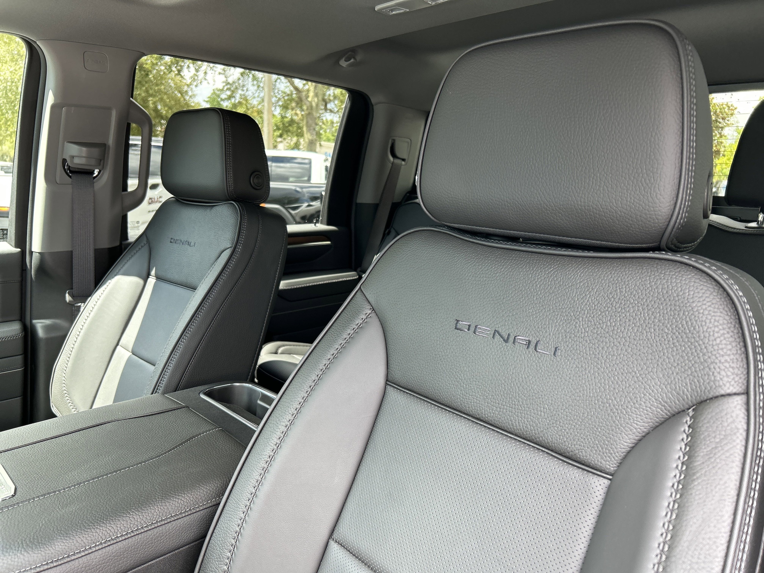 2025 GMC Sierra 2500HD Denali - Photo 24