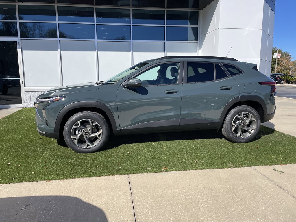 New 2026 Chevrolet Trax LT SUV
