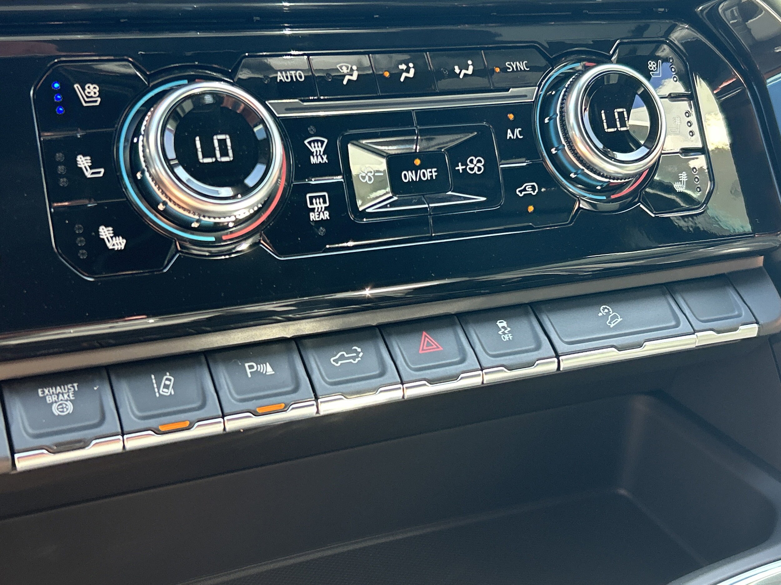 2025 GMC Sierra 2500HD Denali - Photo 35