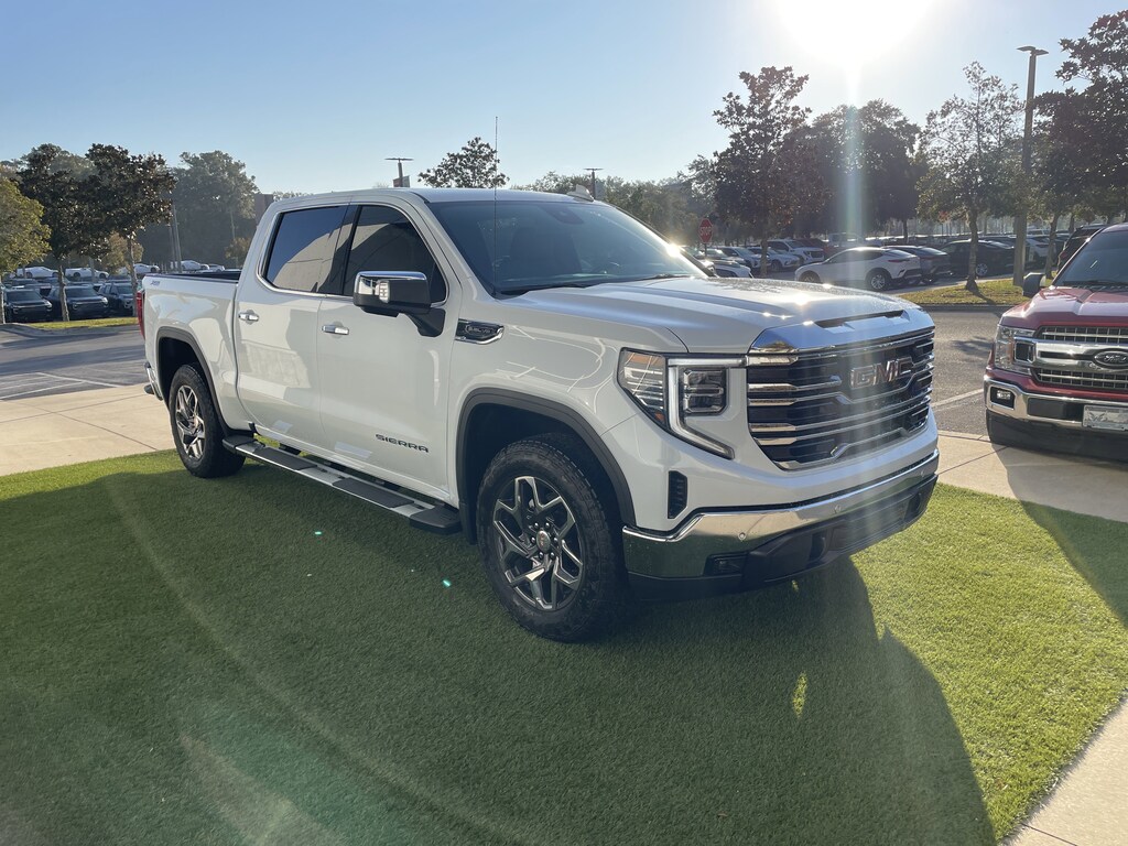 New 2026 GMC Sierra 1500 SLT Truck