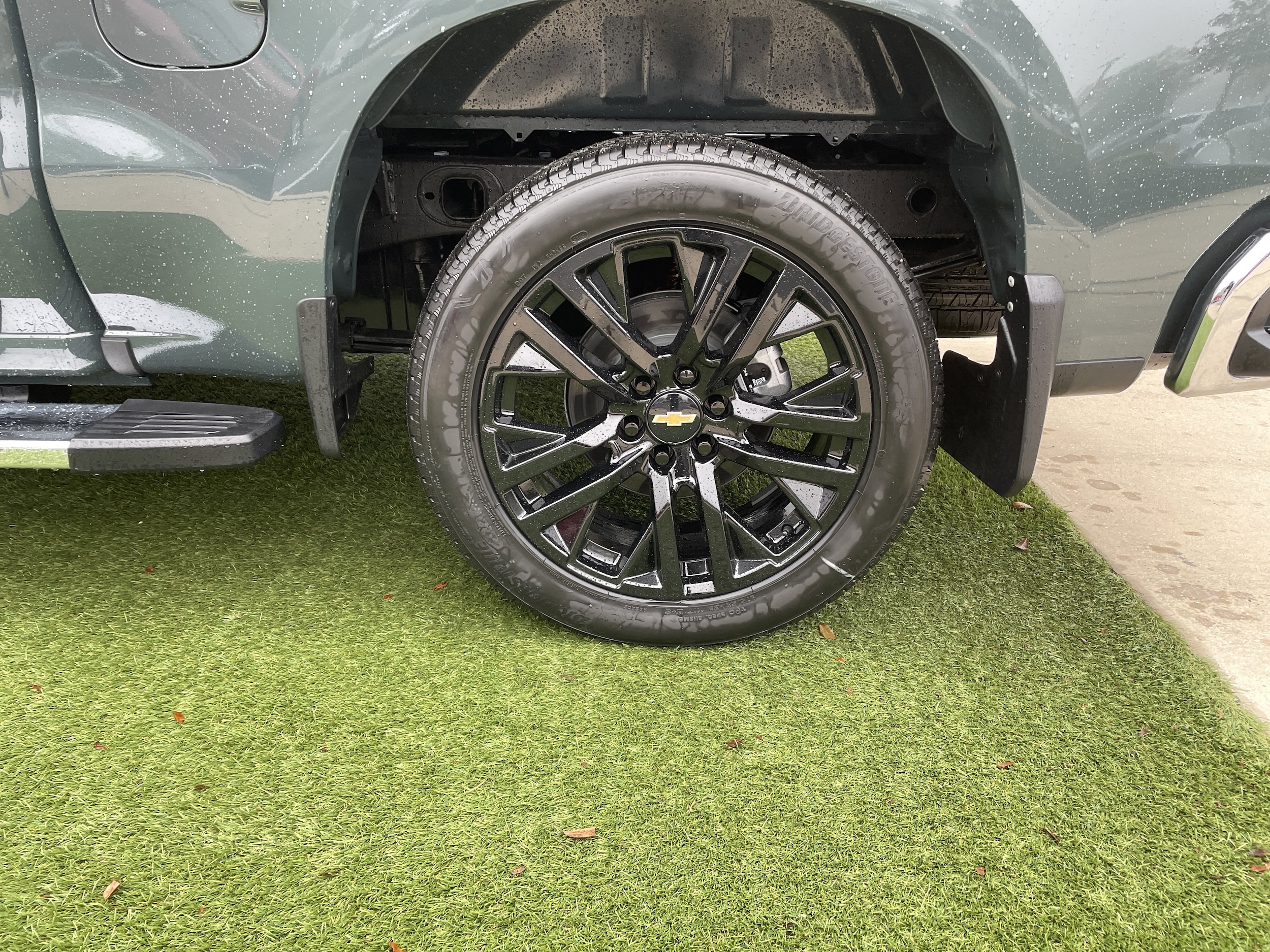 2025 Chevrolet Silverado 1500 LT - Photo 8