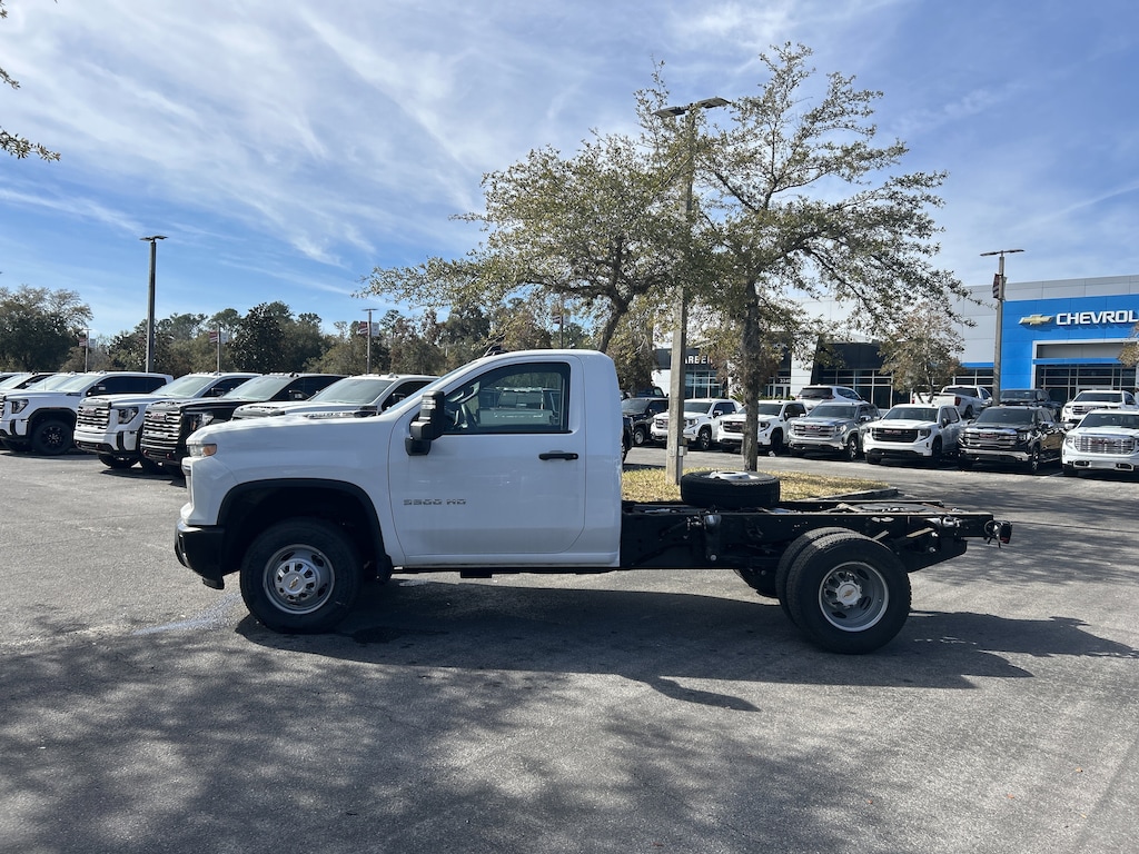 New 2024 Chevrolet Silverado 3500 HD Chassis Cab Work Truck Truck