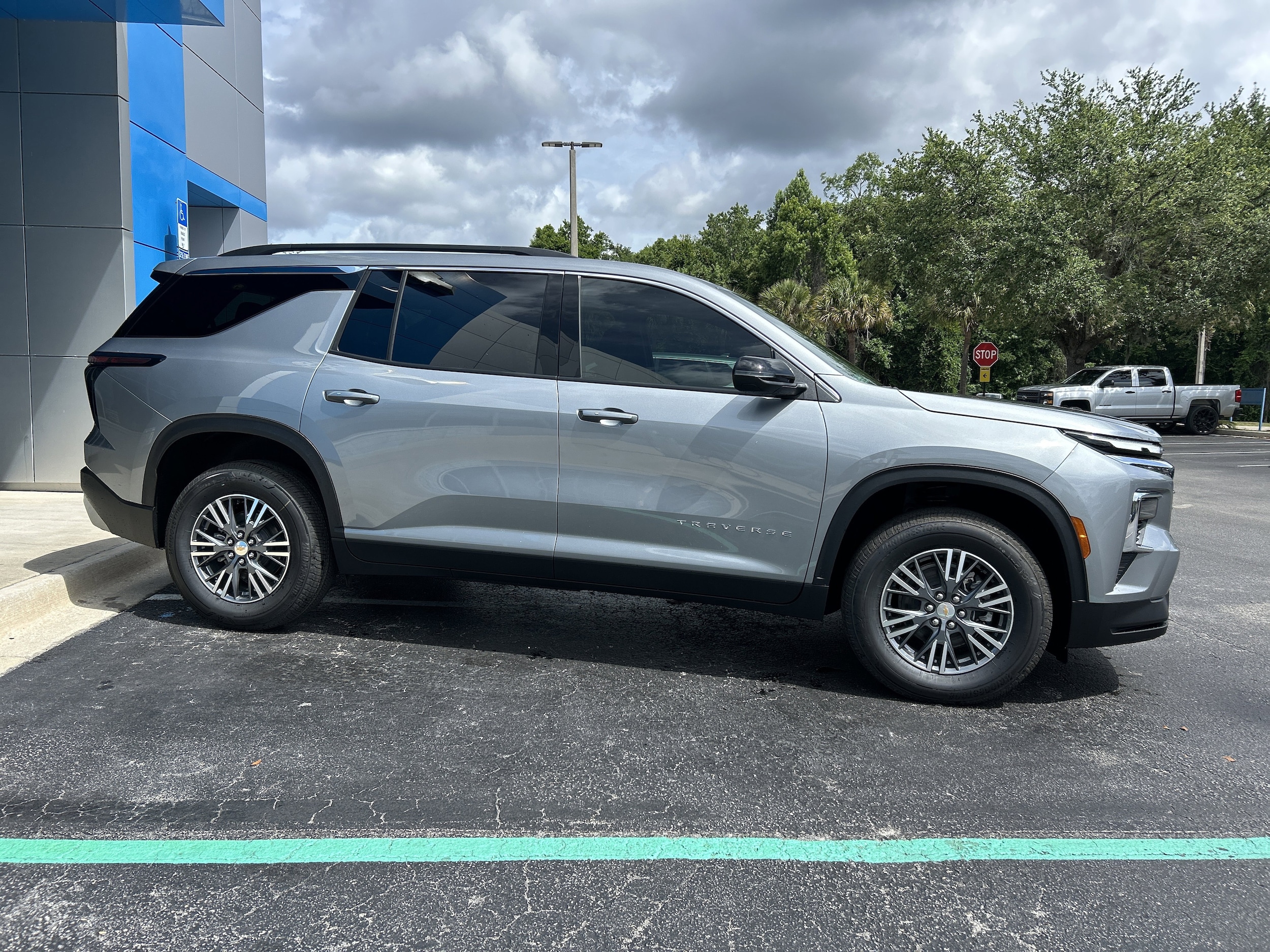 2026 Chevrolet Traverse LT - Photo 12