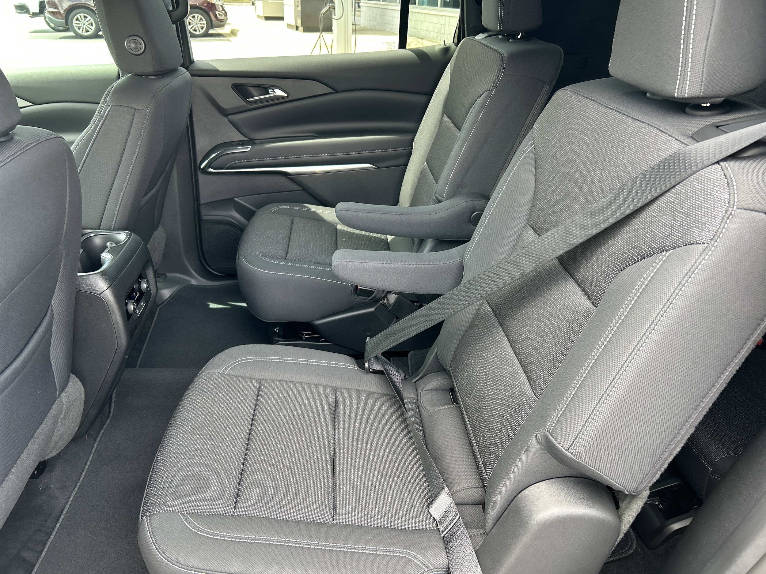 2026 Chevrolet Traverse LT - Photo 40