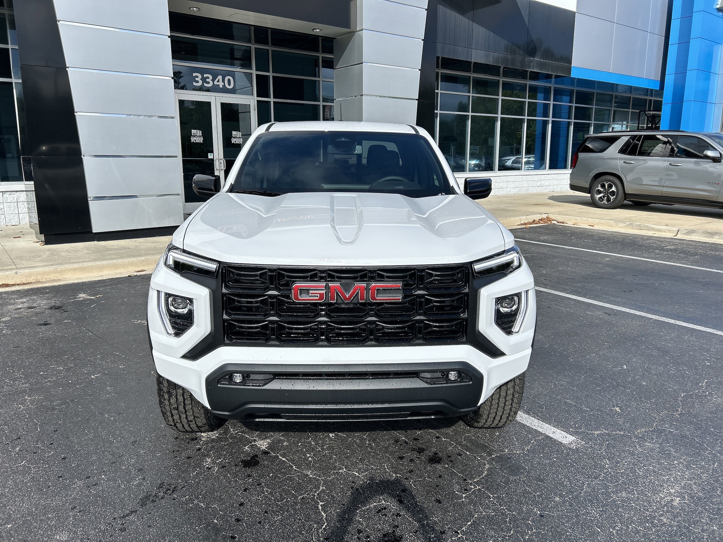 2025 Gmc Canyon Elevation photo 4