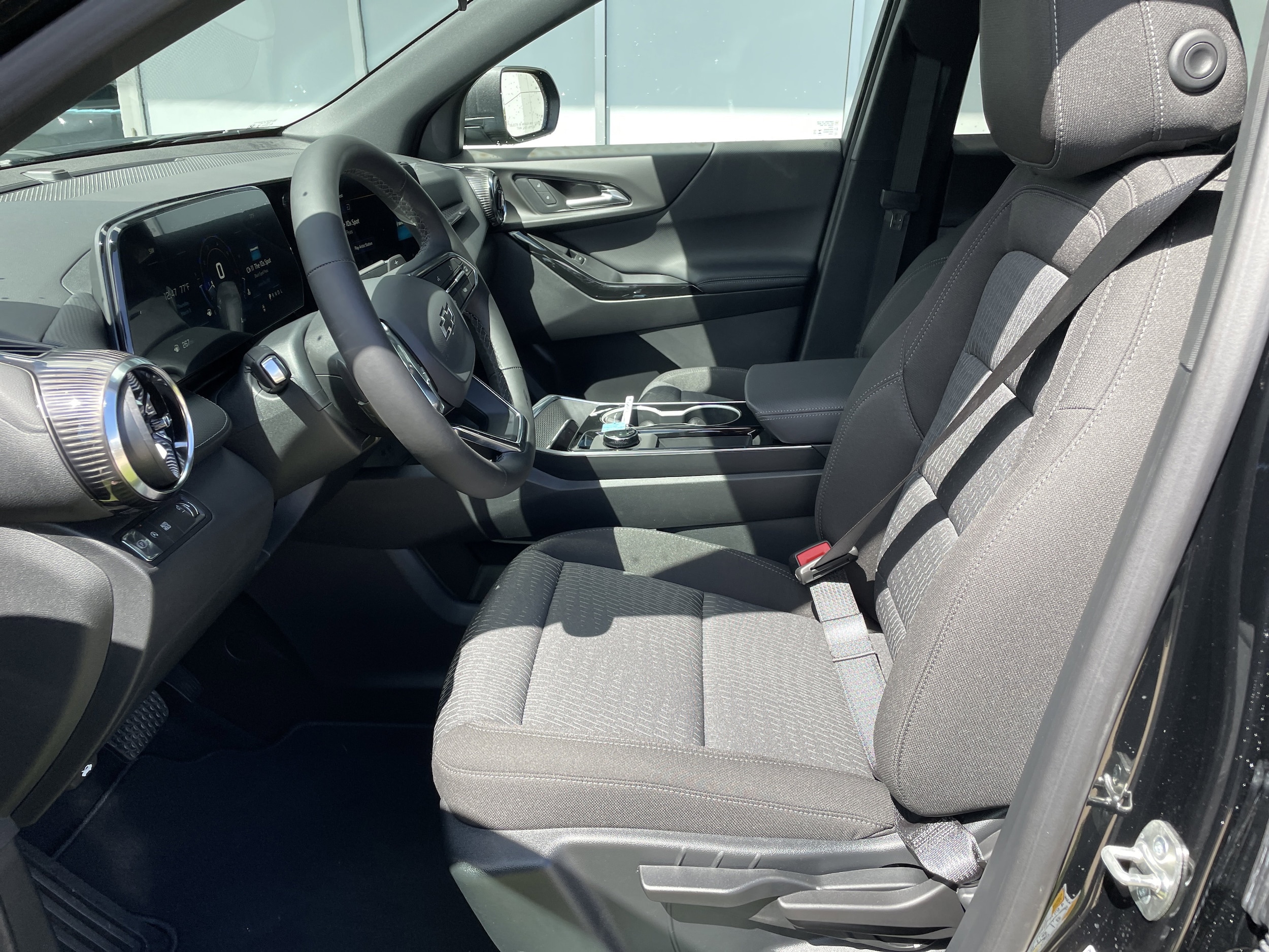 2026 Chevrolet Equinox LT - Photo 11