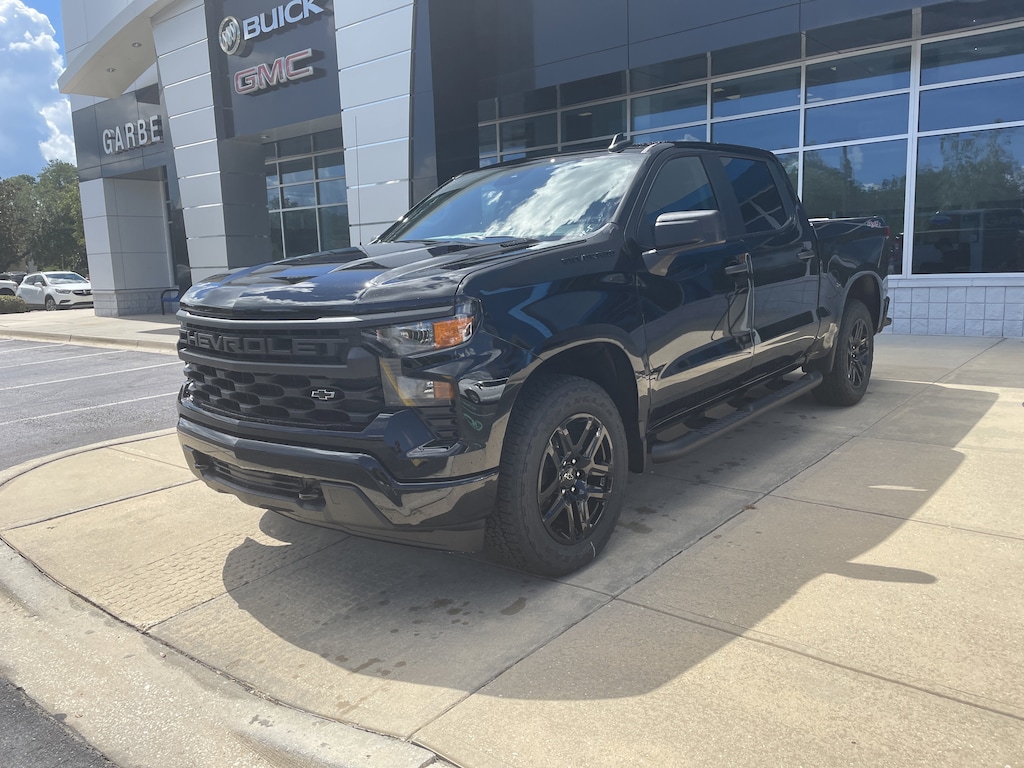 New 2026 Chevrolet Silverado 1500 Custom Truck