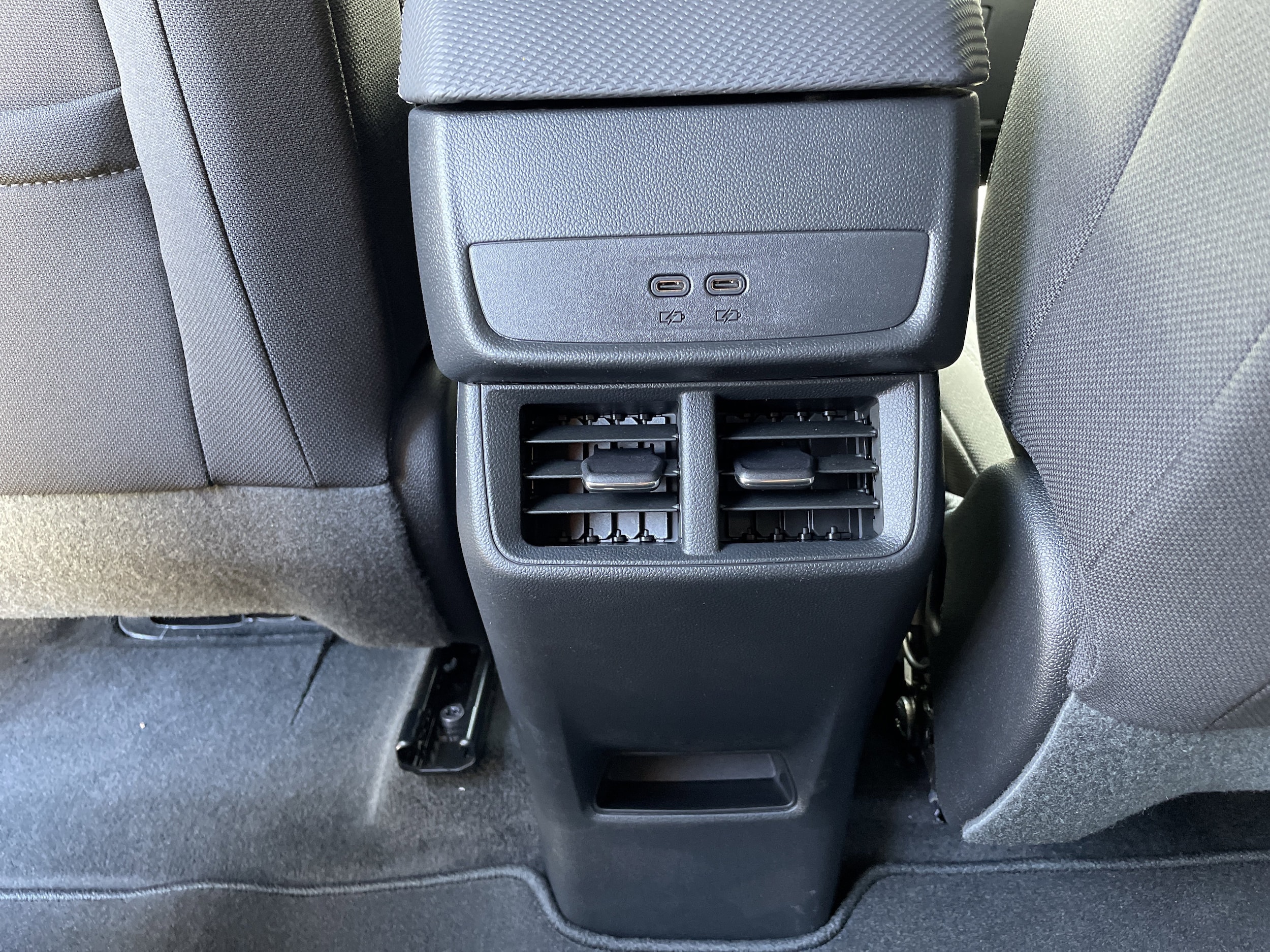 2026 Chevrolet Equinox LT - Photo 32