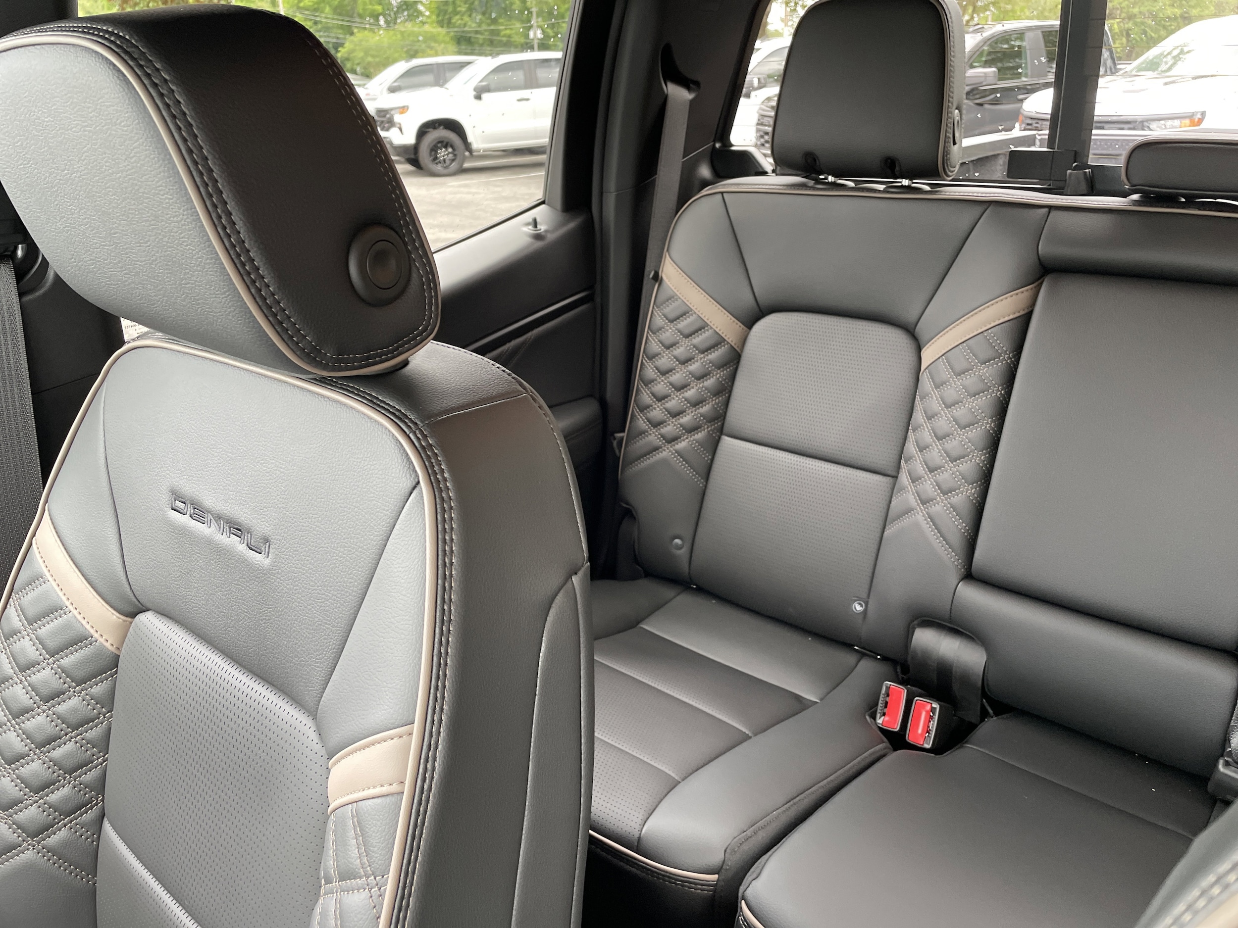 2026 GMC Canyon Denali - Photo 32