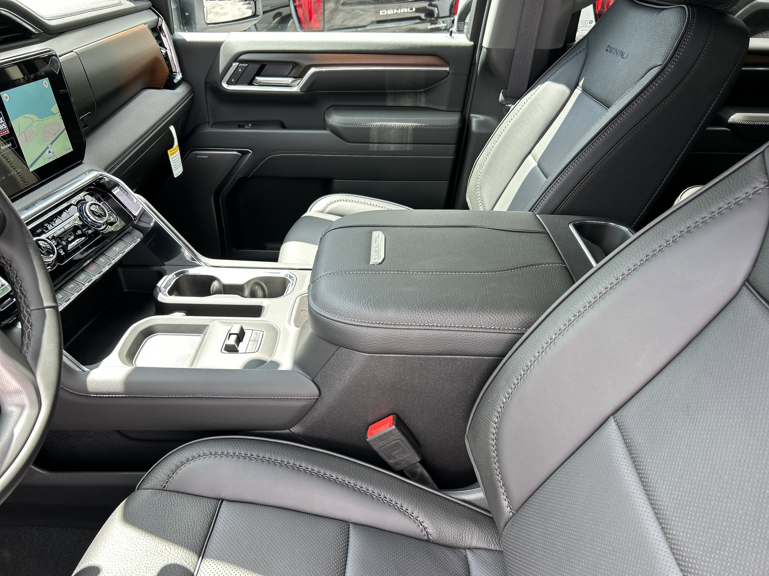 2025 GMC Sierra 2500HD Denali - Photo 25