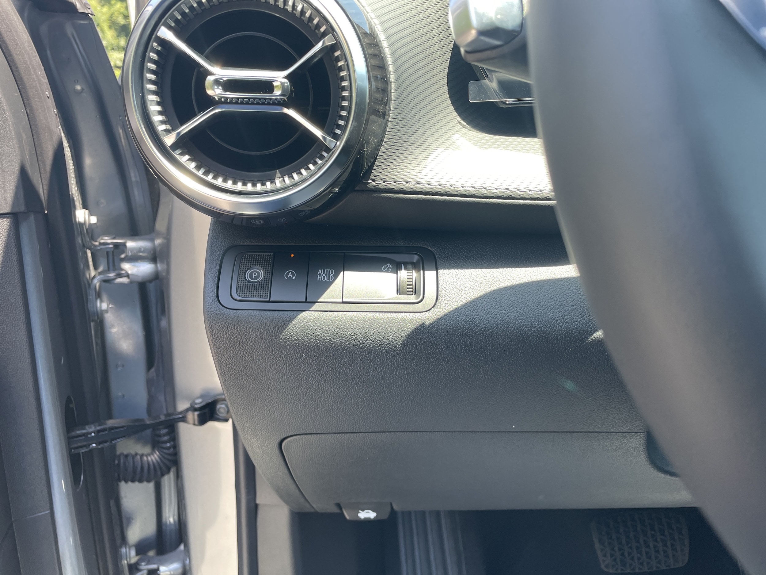 2027 Chevrolet Equinox LT - Photo 19