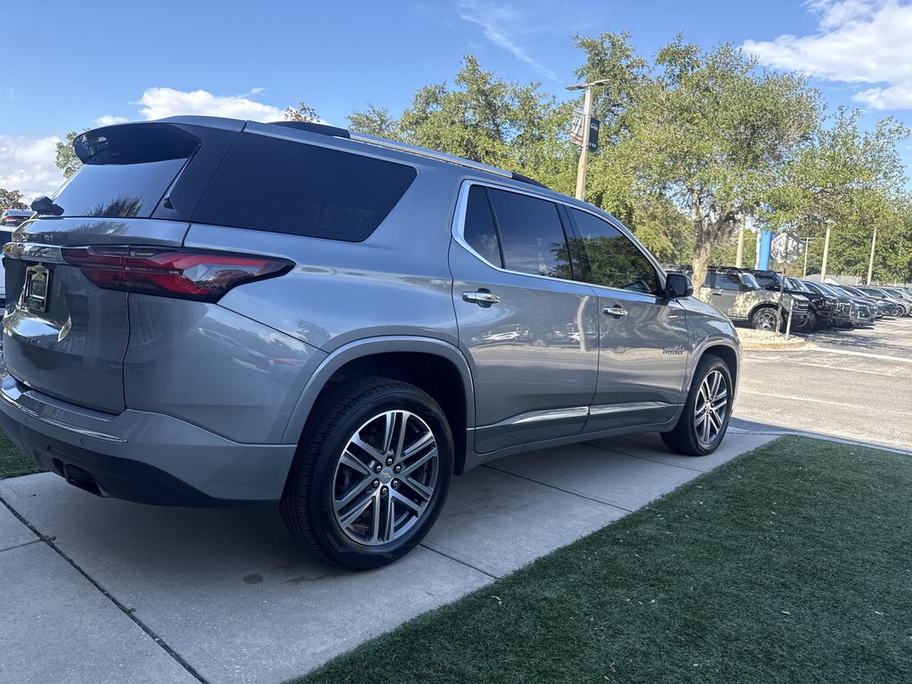 Used 2023 Chevrolet Traverse High Country SUV