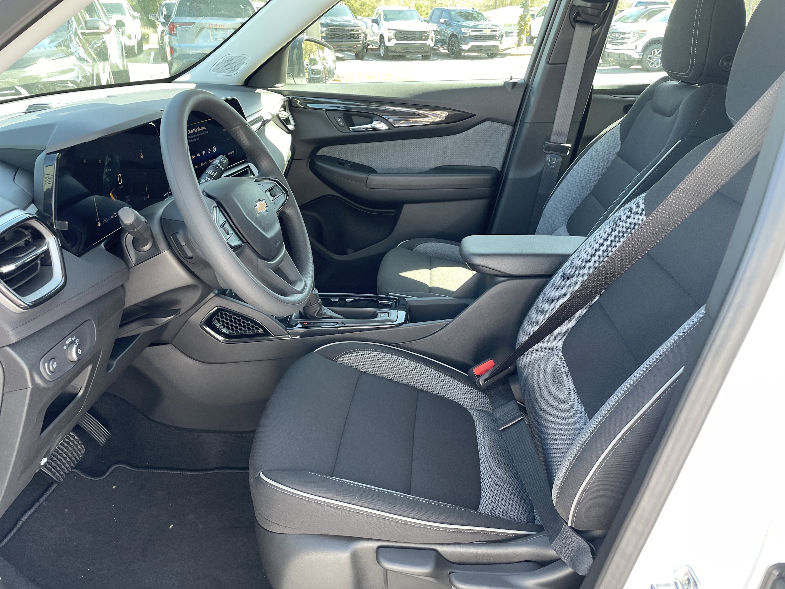 2026 Chevrolet Trailblazer LS - Photo 12