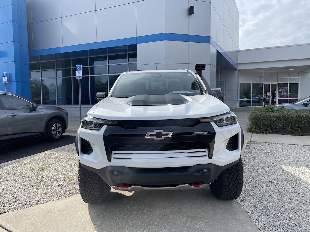 New 2025 Chevrolet Colorado ZR2 Truck