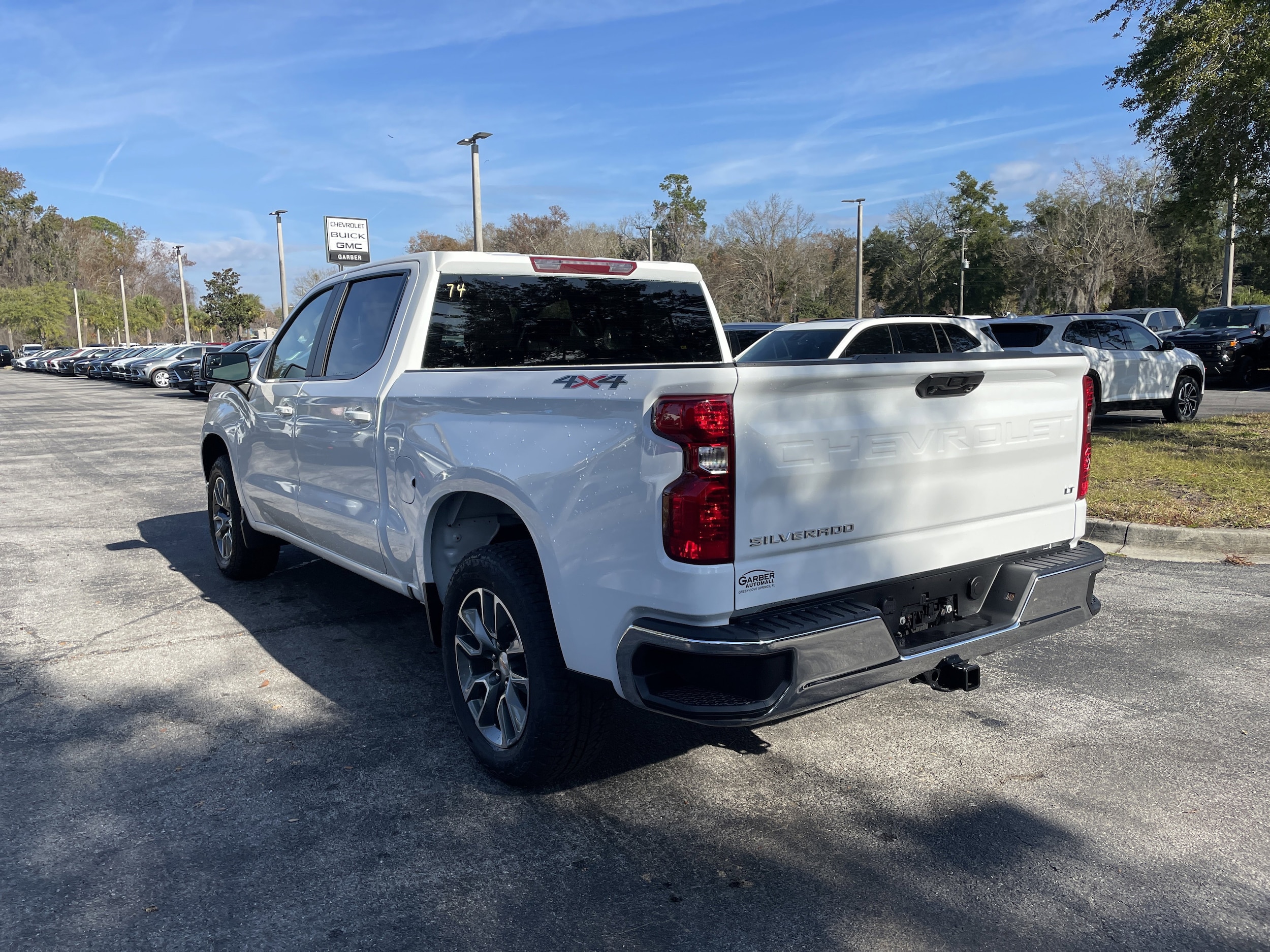 2025 Chevrolet Silverado 1500 LT - Photo 5