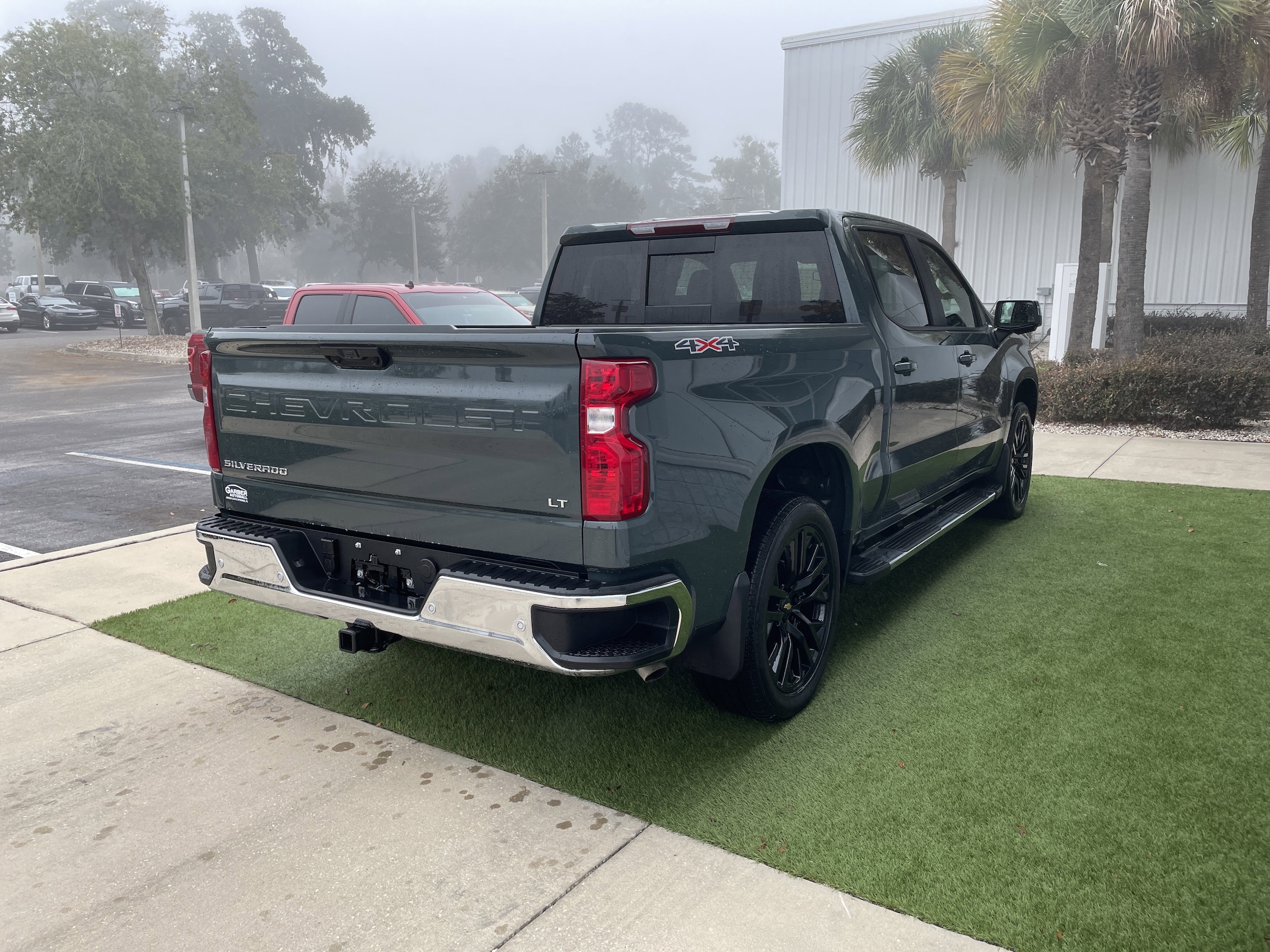 2025 Chevrolet Silverado 1500 LT - Photo 7