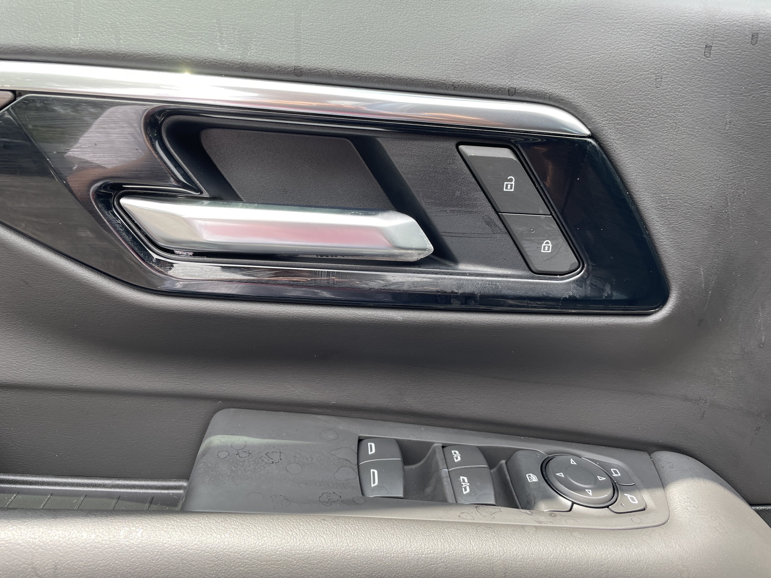 2026 Chevrolet Tahoe LS - Photo 11