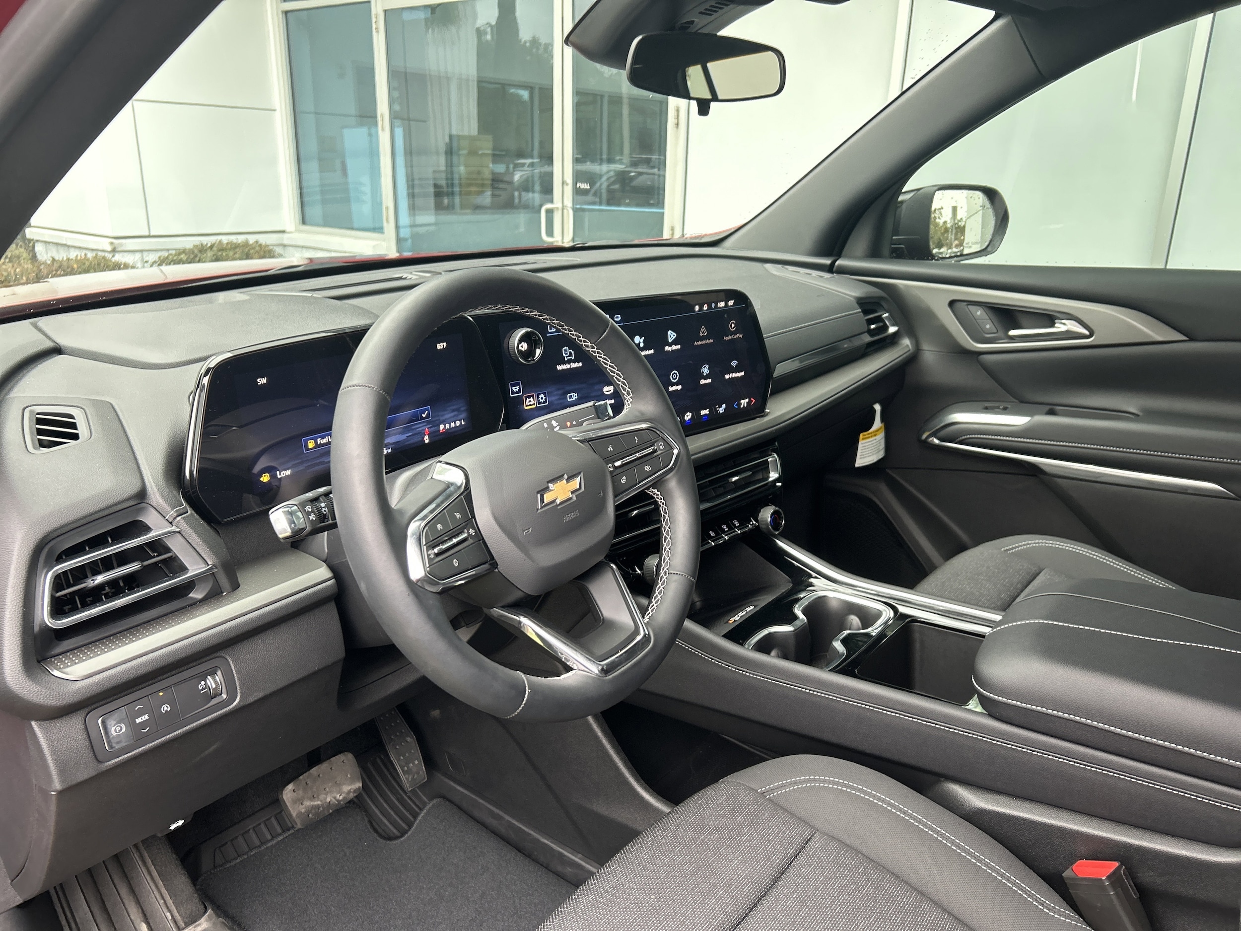 2025 Chevrolet Traverse LT - Photo 15