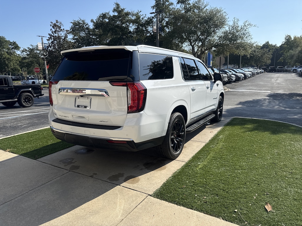 Used 2022 GMC Yukon XL SLT SUV