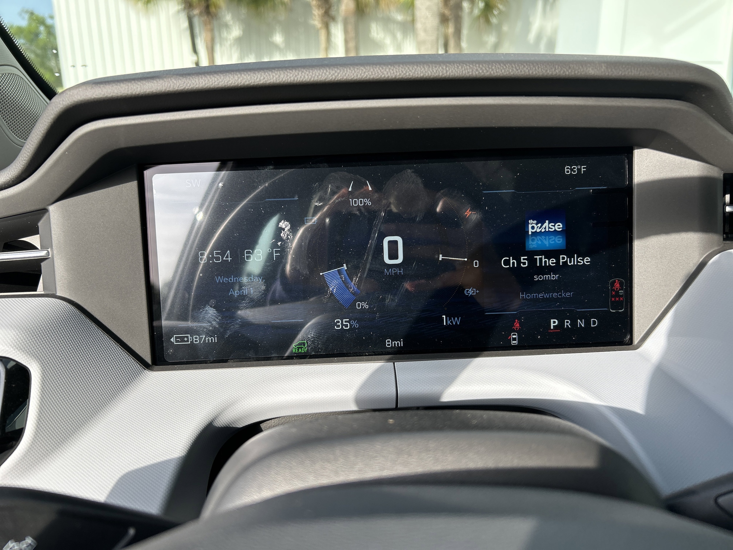 2027 Chevrolet Bolt RS - Photo 18