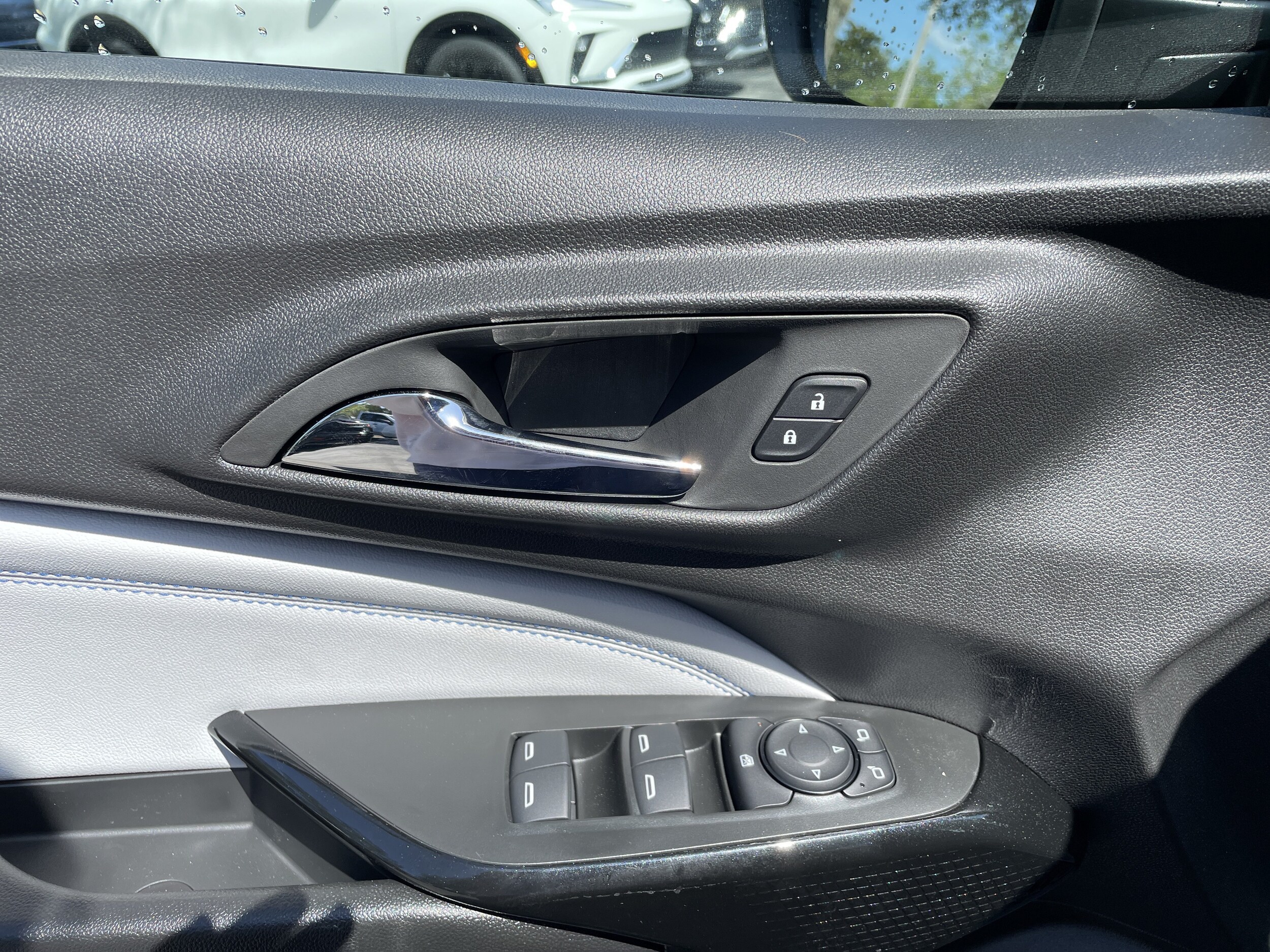 2026 Chevrolet Trax LT - Photo 10